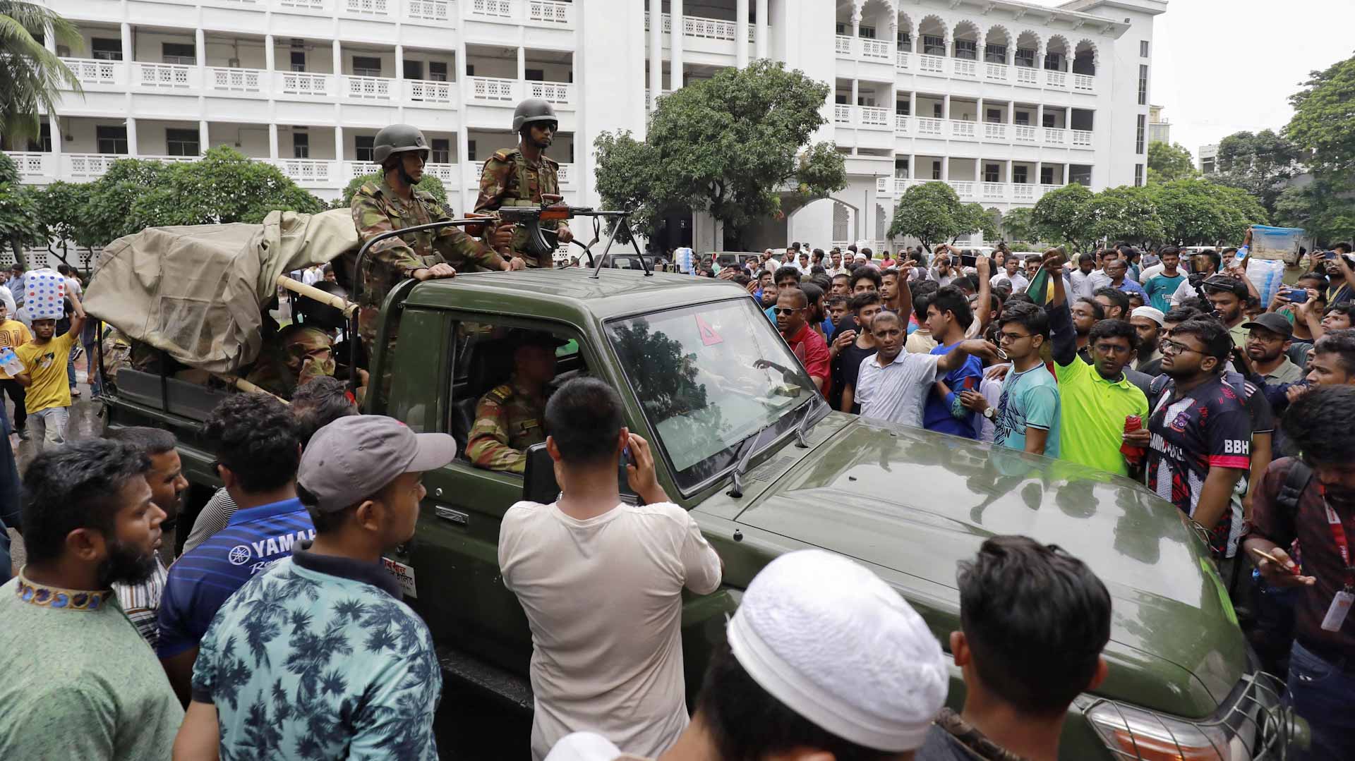 بنغلاديش: وفاة أكثر من ألف شخص في أعمال العنف منذ يوليو 