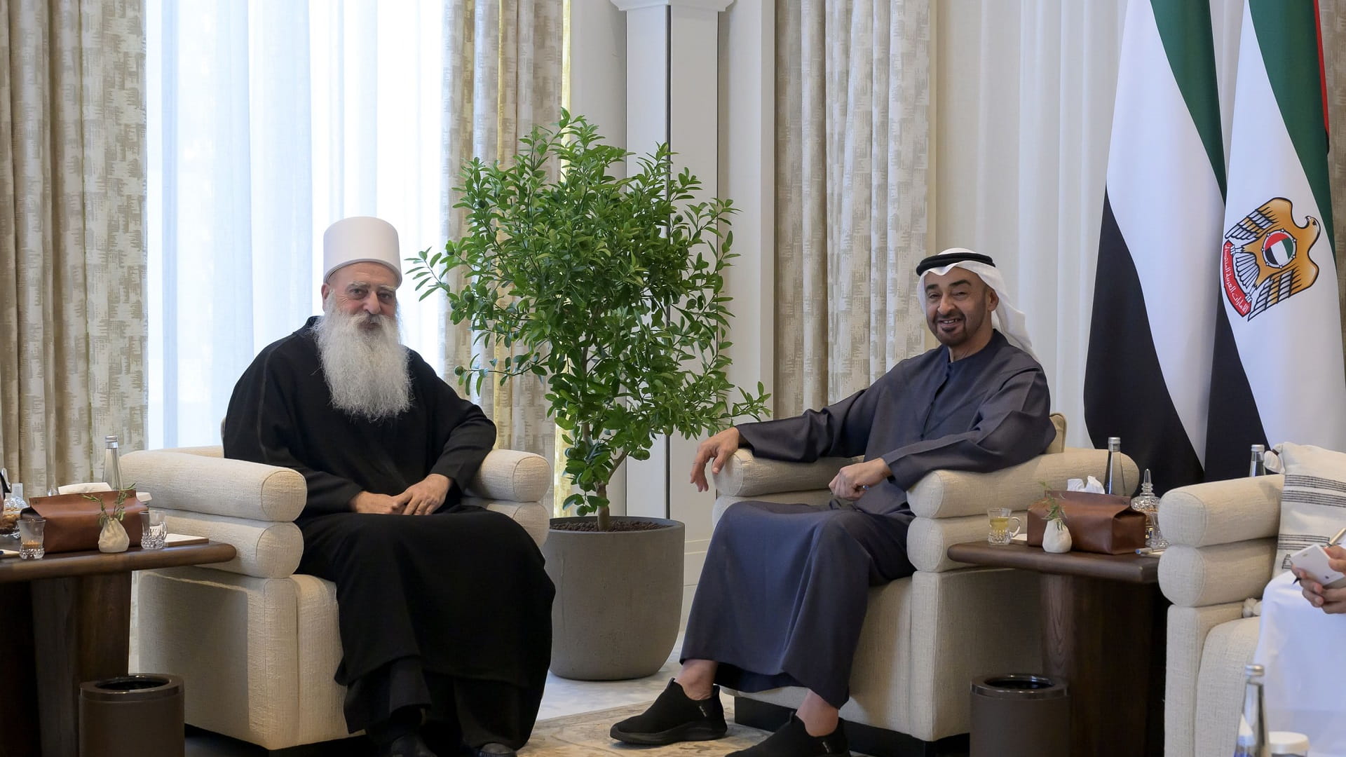 Image for the title: UAE President receives Druze community leader 