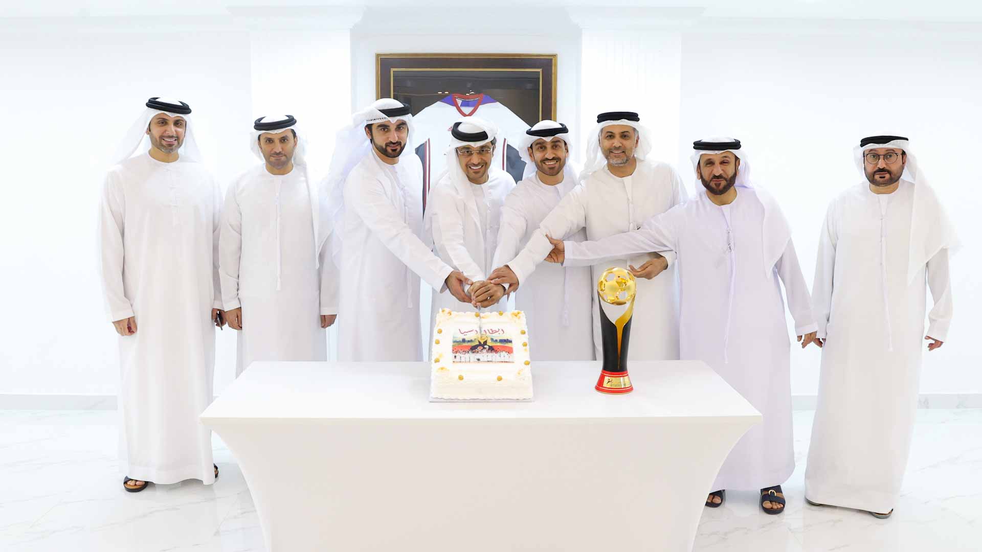 Al Midfaa chairs Sharjah Sports Club meeting  