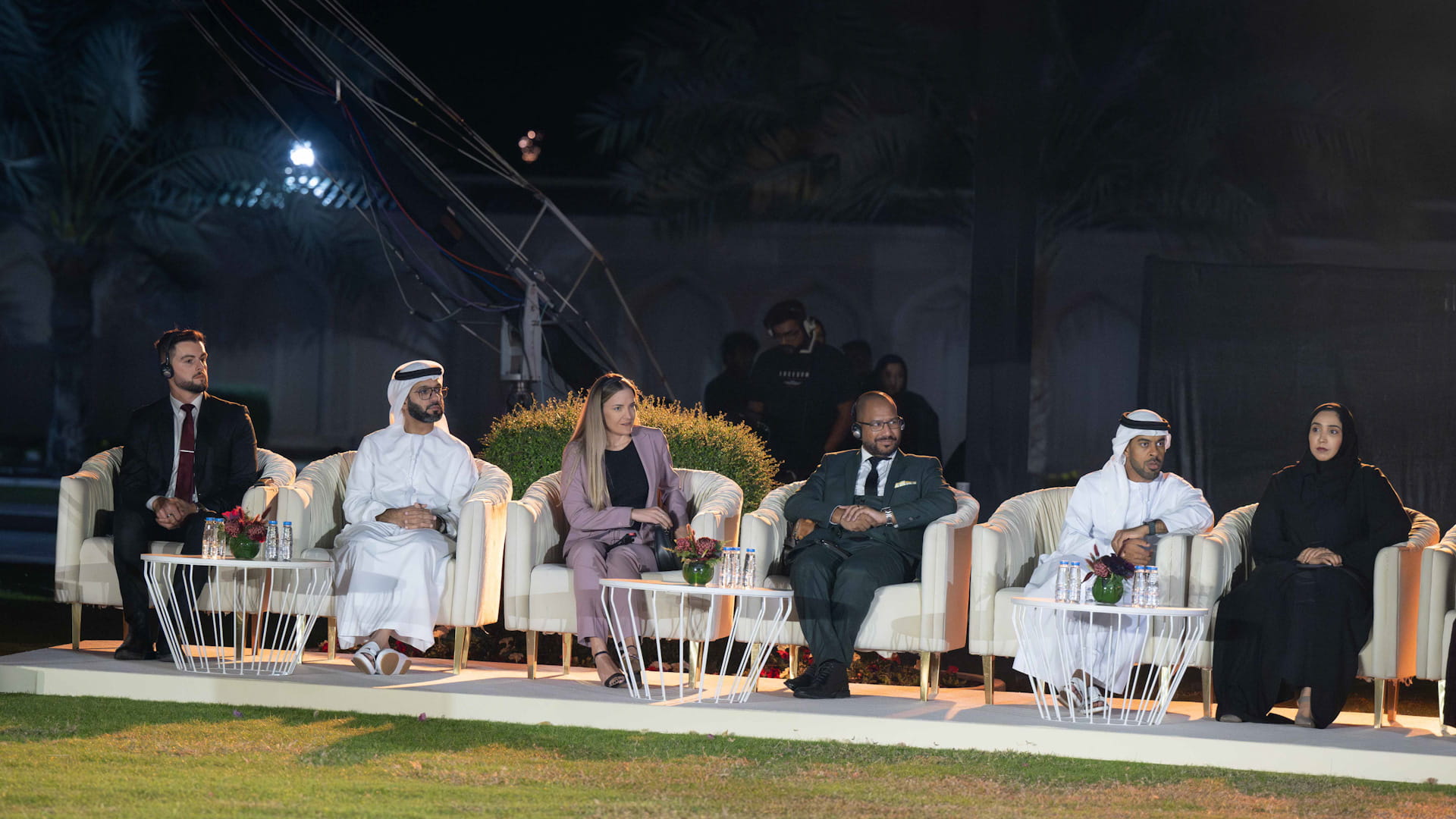 حاكم الشارقة يشهد تكريم الفائزين بجائزة الشيخ سلطان لطاقات الشباب