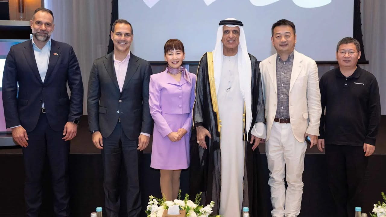 Saud bin Saqr attends seminar organised by Trip.com Group 