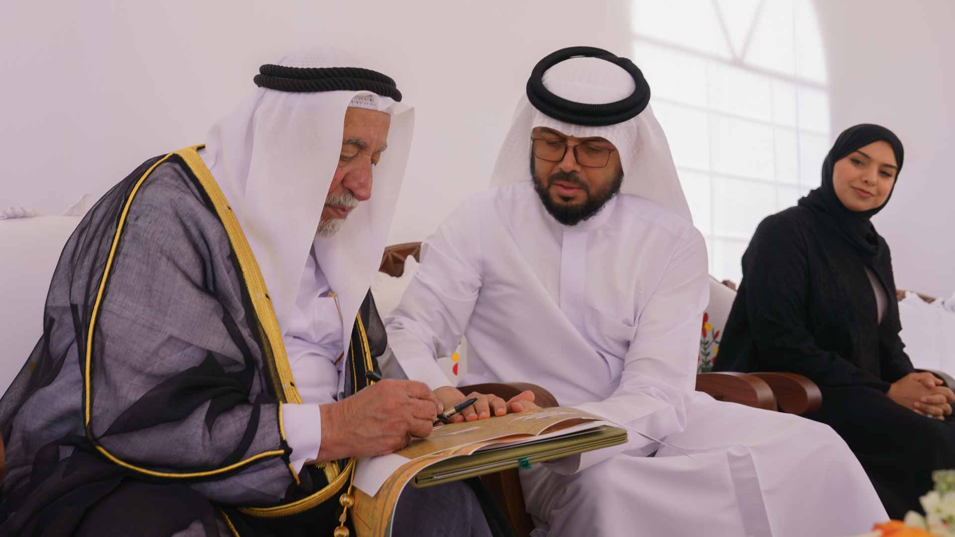 Sharjah Ruler inspects agricultural work at wheat farm in Mleiha 