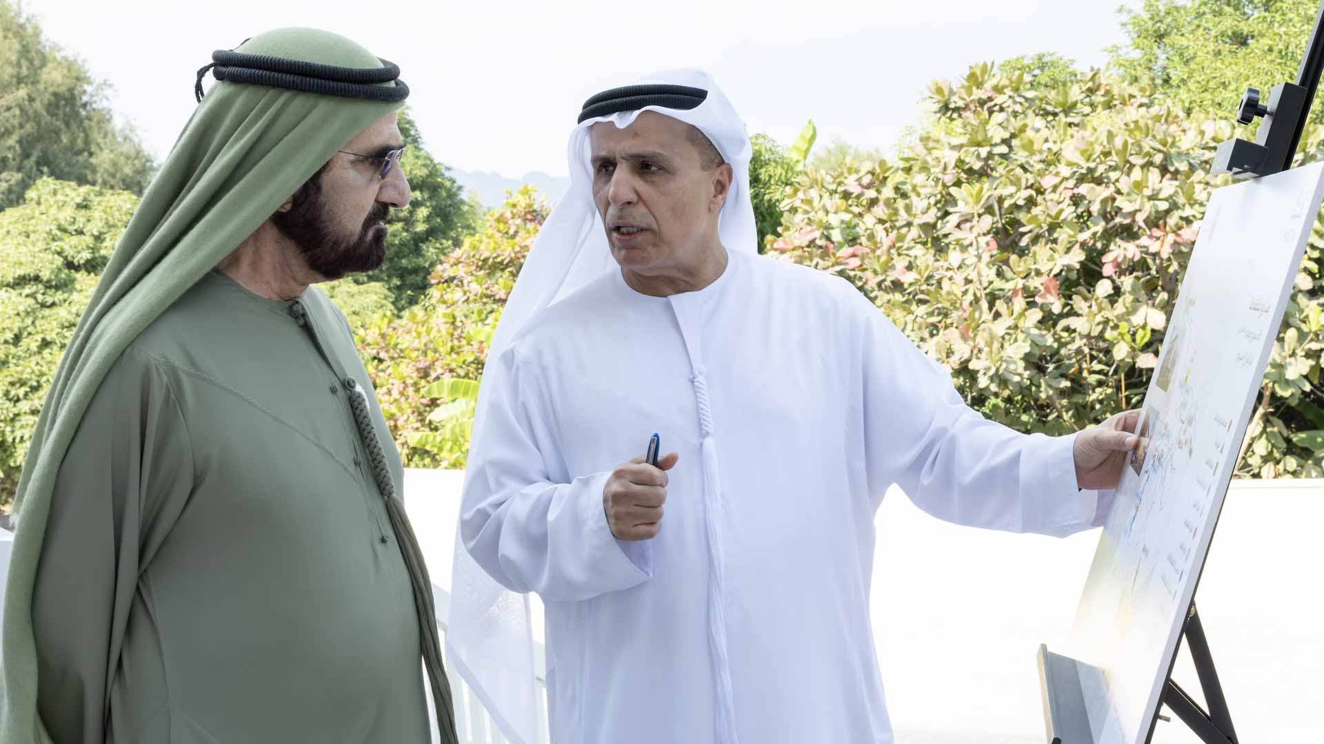 Dubai Ruler reviews progress of AED3.6 billion Hatta projects 