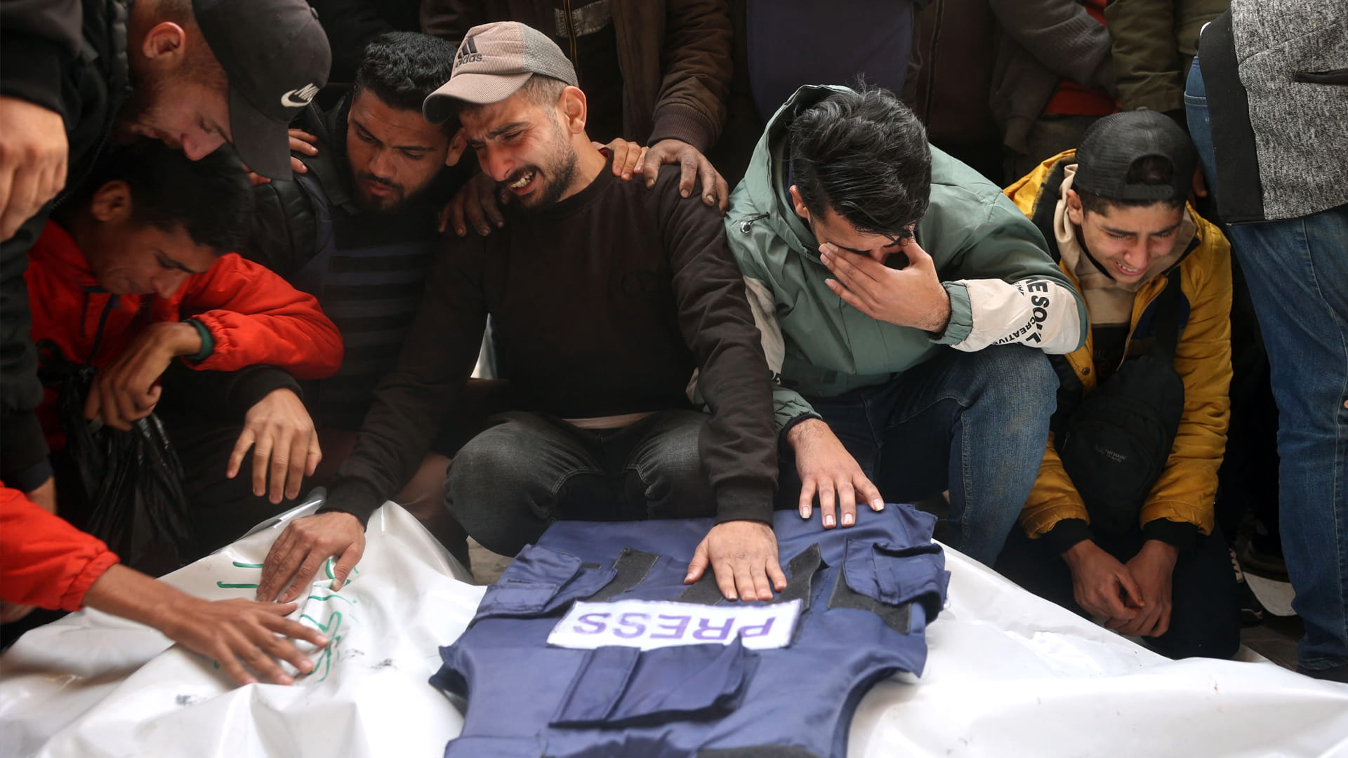 Image for the title: Five journalists martyred in Israeli airstrike in central Gaza 