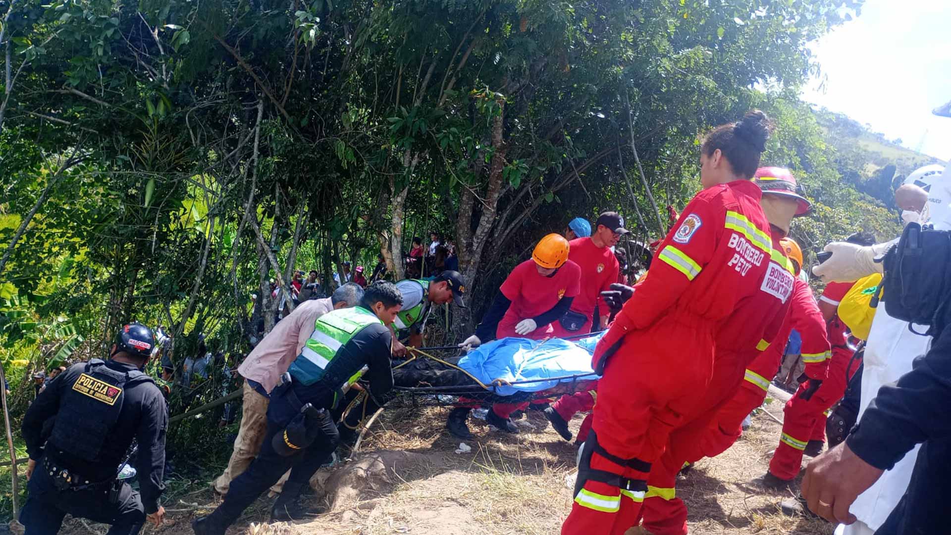 8 killed in collision between bus, truck on Mexico’s Gulf coast 