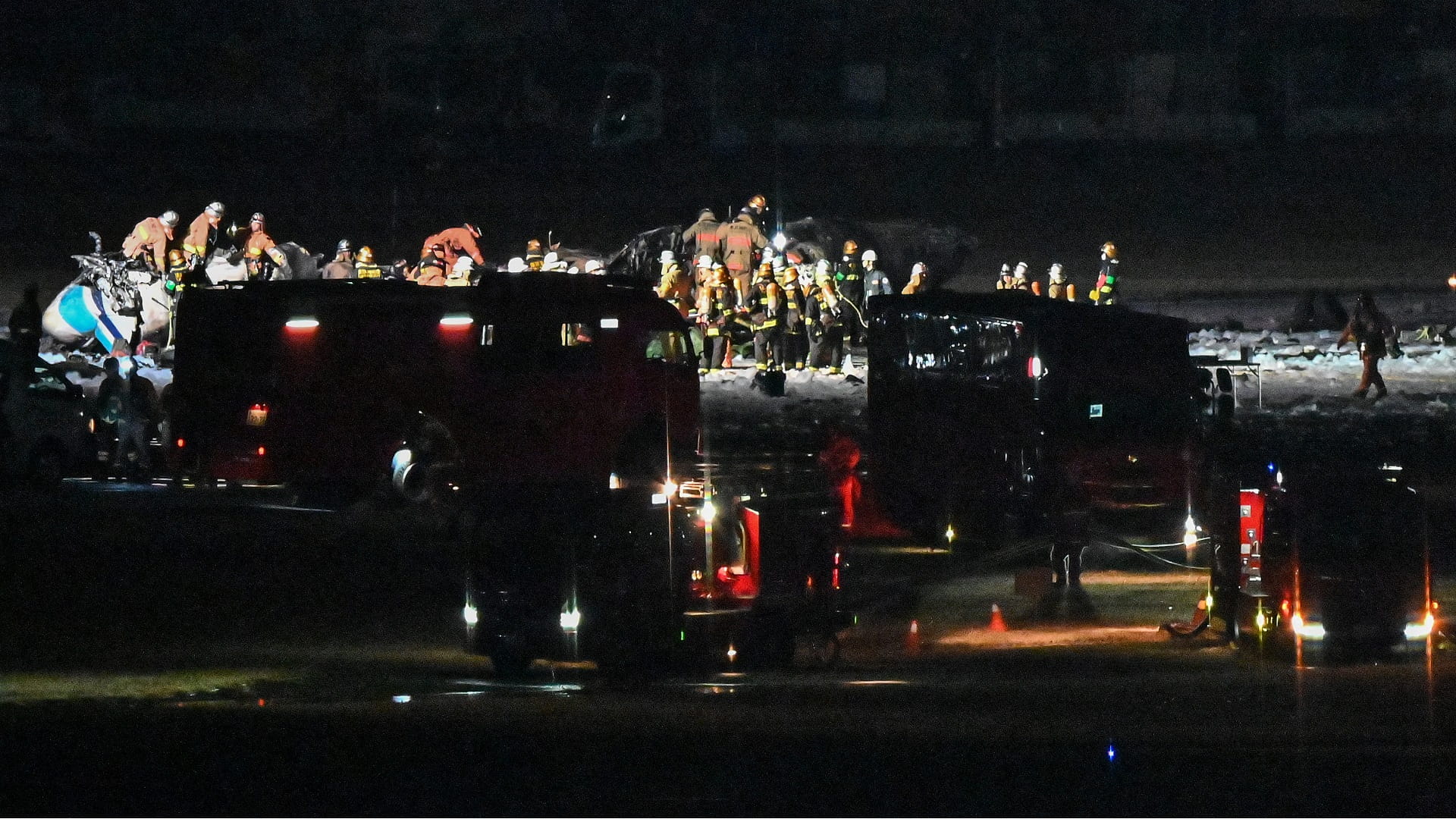 Image for the title: Japan: Five dead in plane collision 