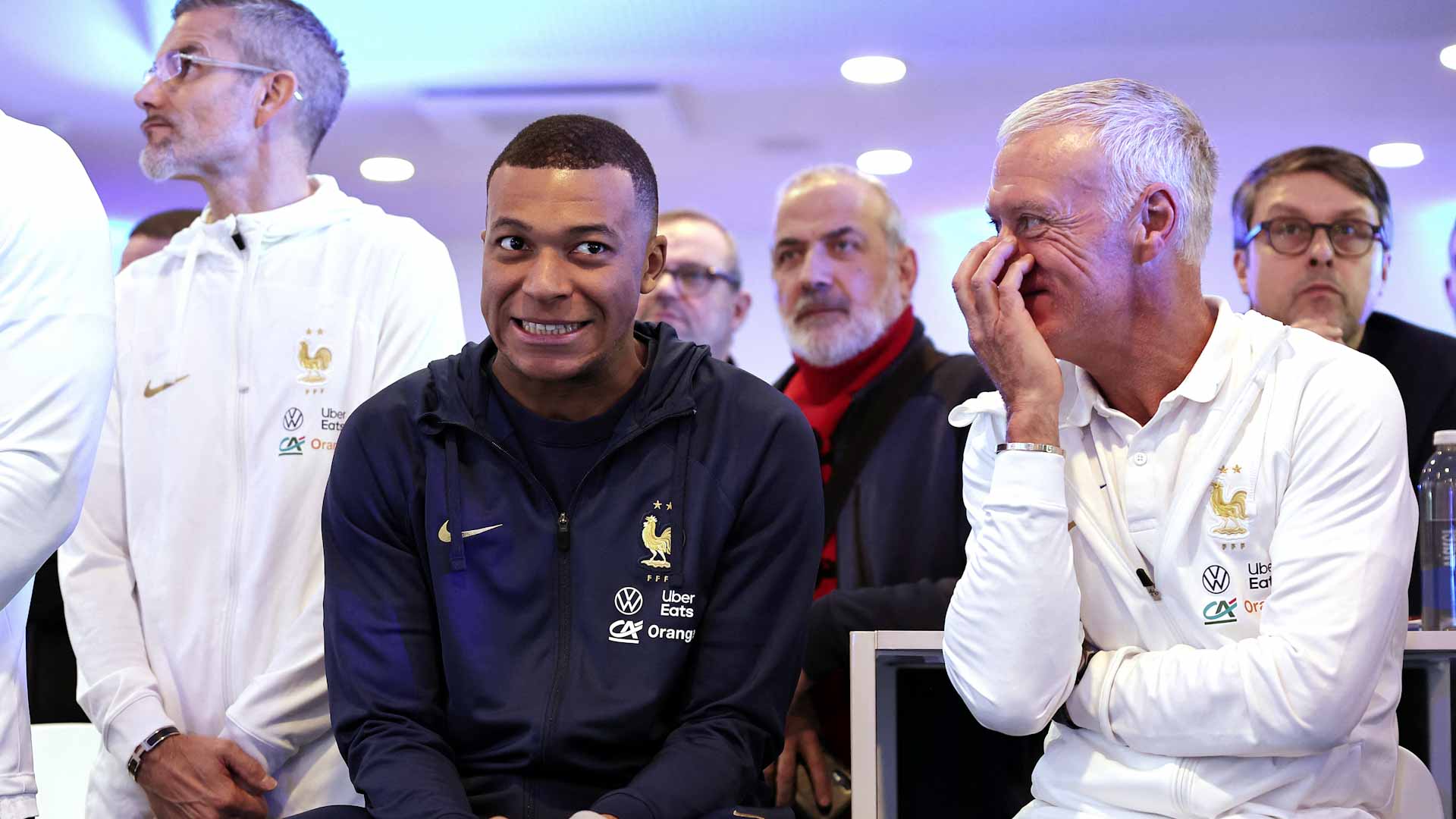 Image for the title: Mbappe waives 'tens of millions' in order to ease PSG exit 