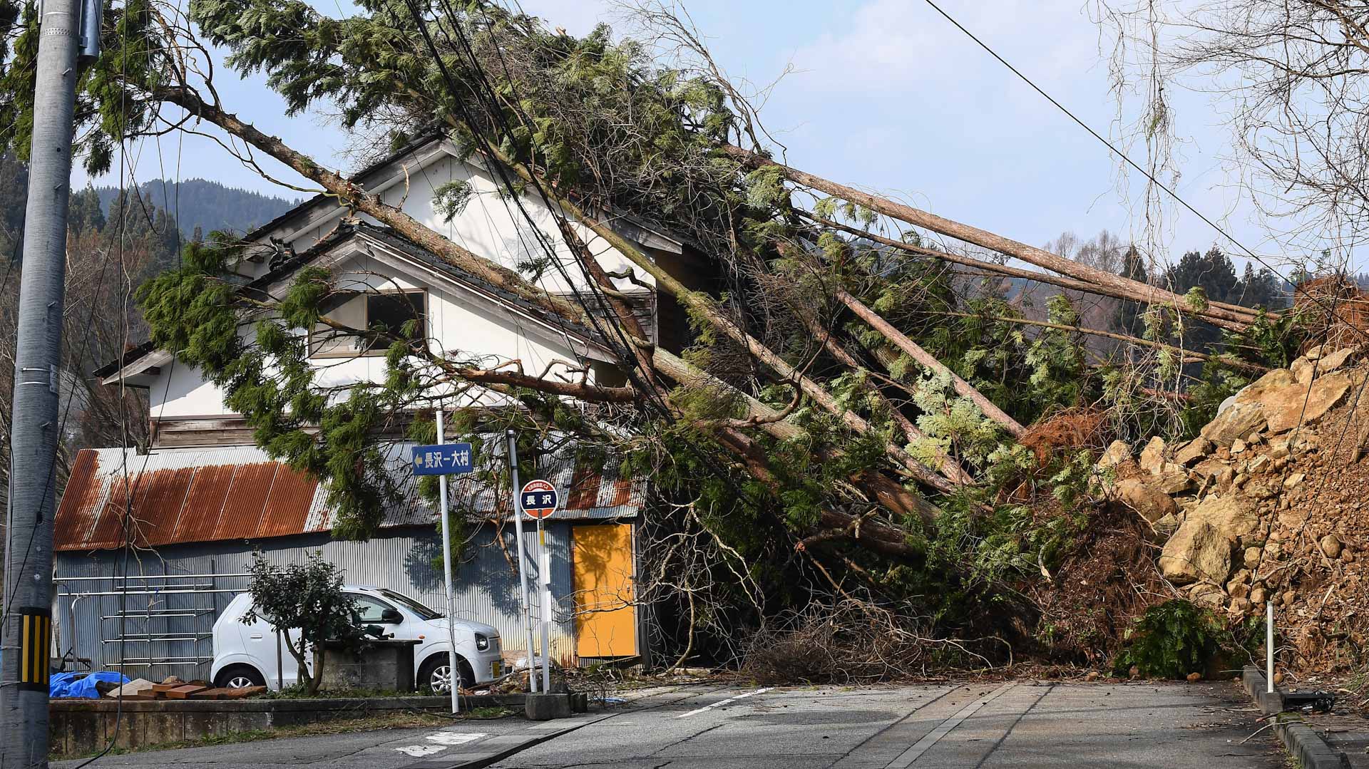 Image for the title: Death toll hits 110 in Japan quake 