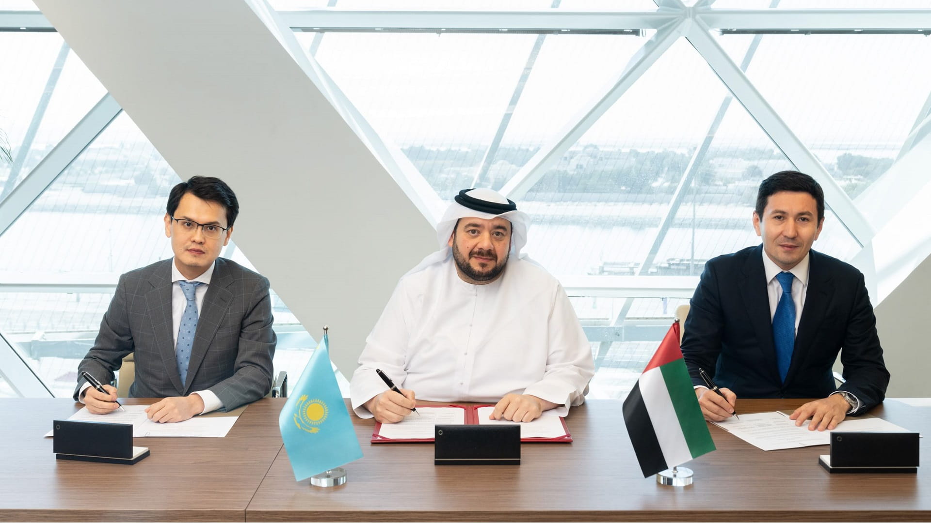 Image for the title: UAE, Kazakhstan sign investment agreement in data centre and AI 