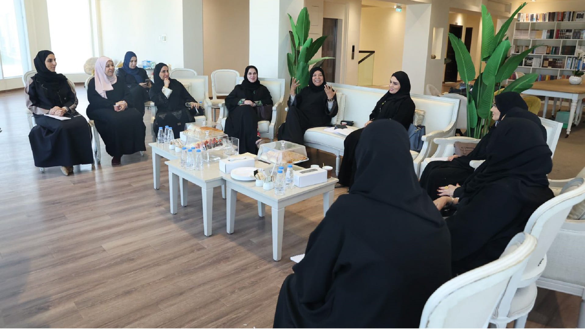 Image for the title: Emirati women poets explore pre-Islamic poetry