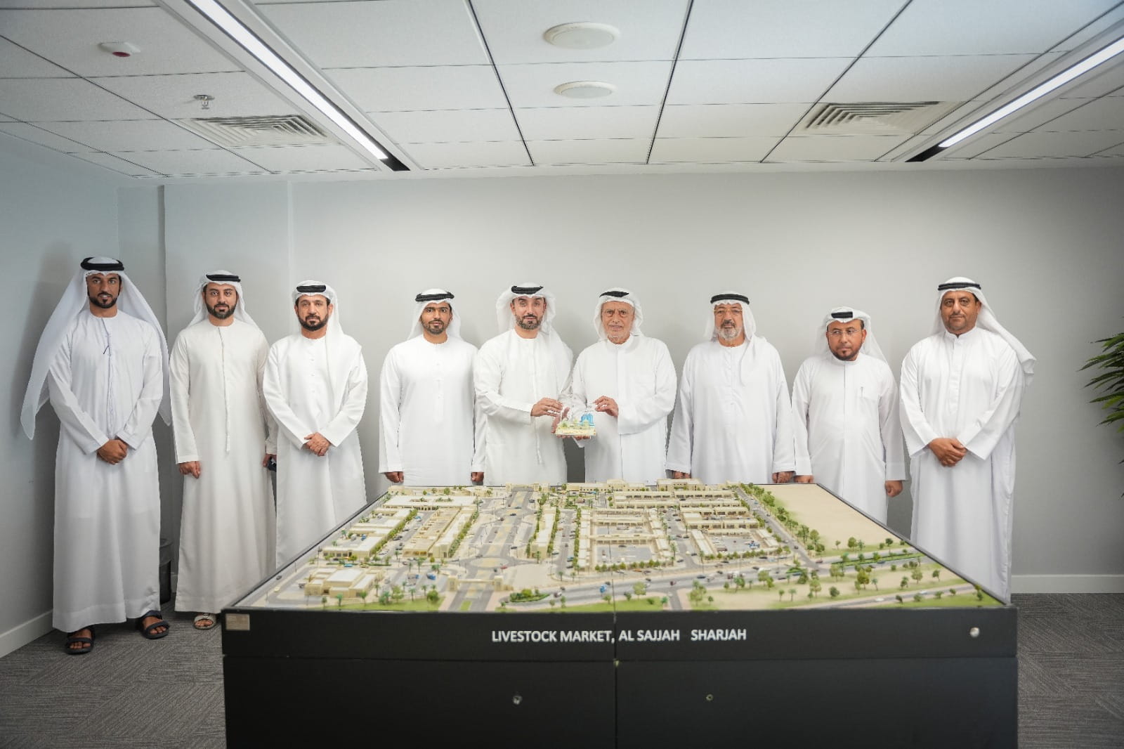 Image for the title: Livestock Market receives Sharjah Municipal Council delegation  