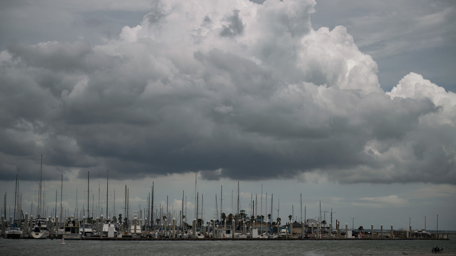 Texas hunkers down as storm Beryl approaches