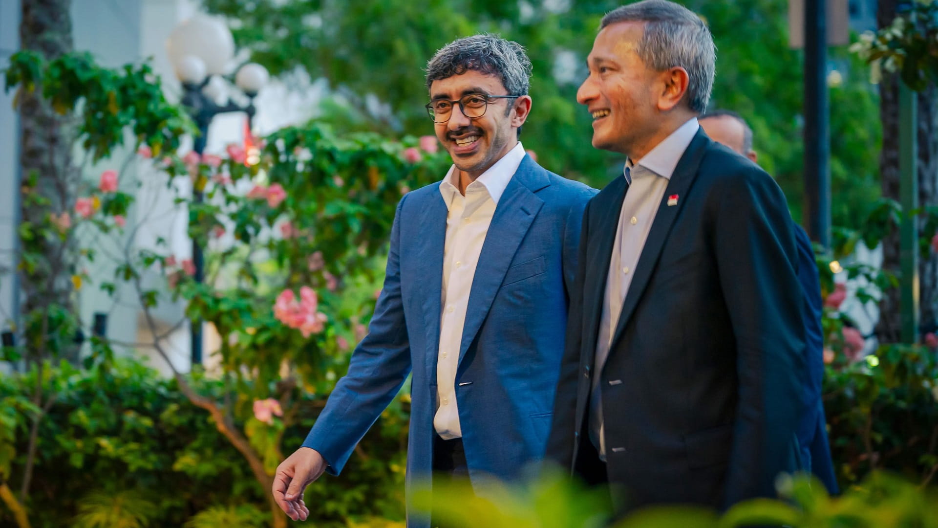 Image for the title: Abdullah bin Zayed, Singapore's FM discuss cooperation 