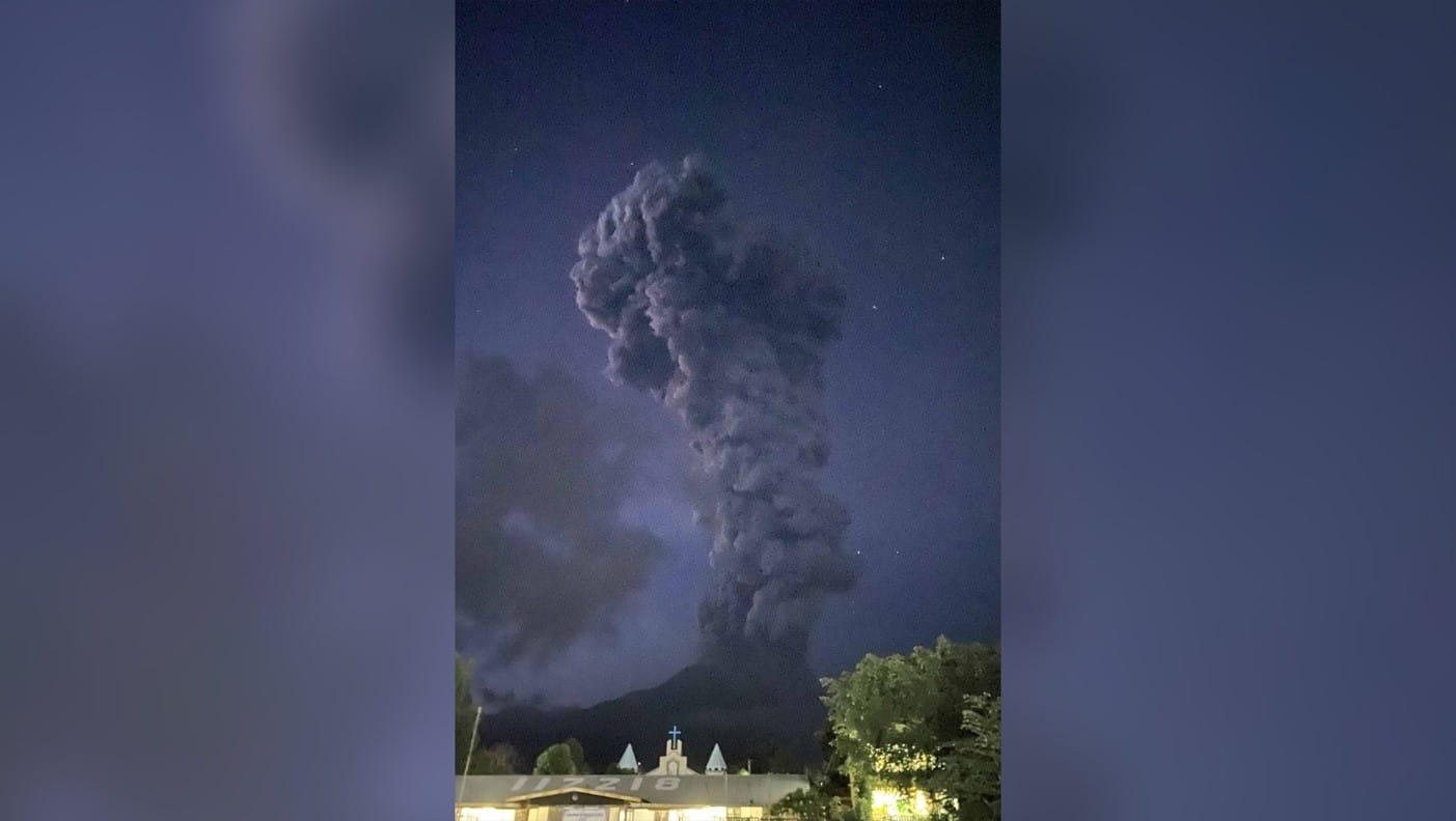 صورة بعنوان: volcano