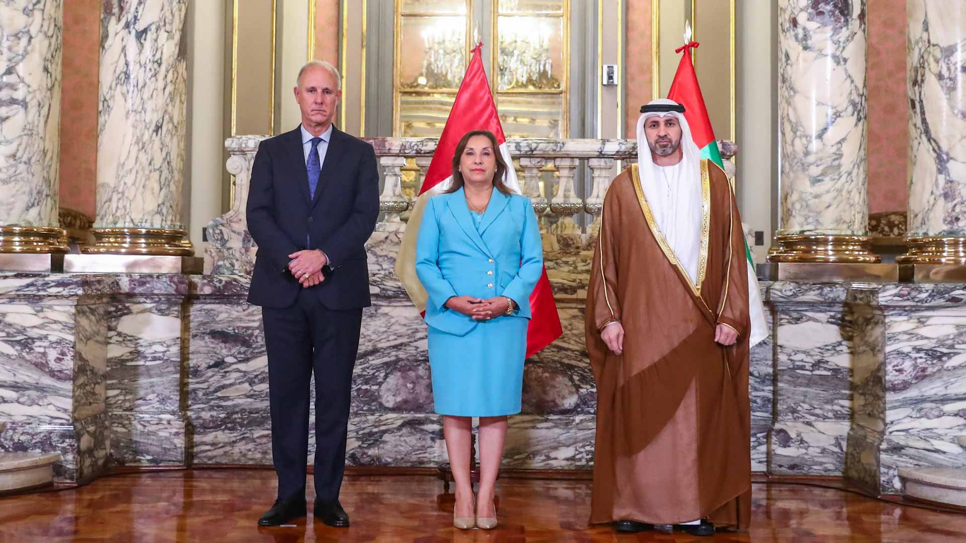 Image for the title: UAE ambassador presents credentials to President of Peru 