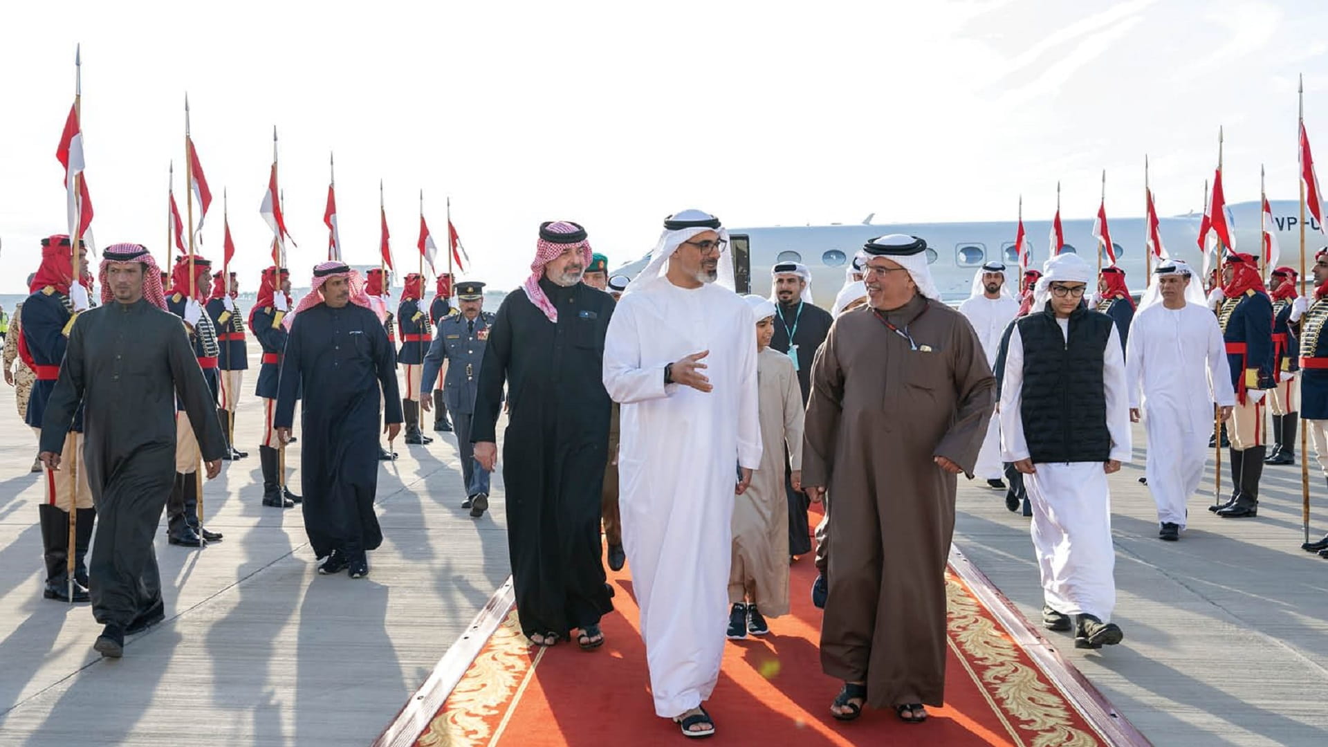 Image for the title: Abu Dhabi CP received by his Bahraini counterpart in Manama 