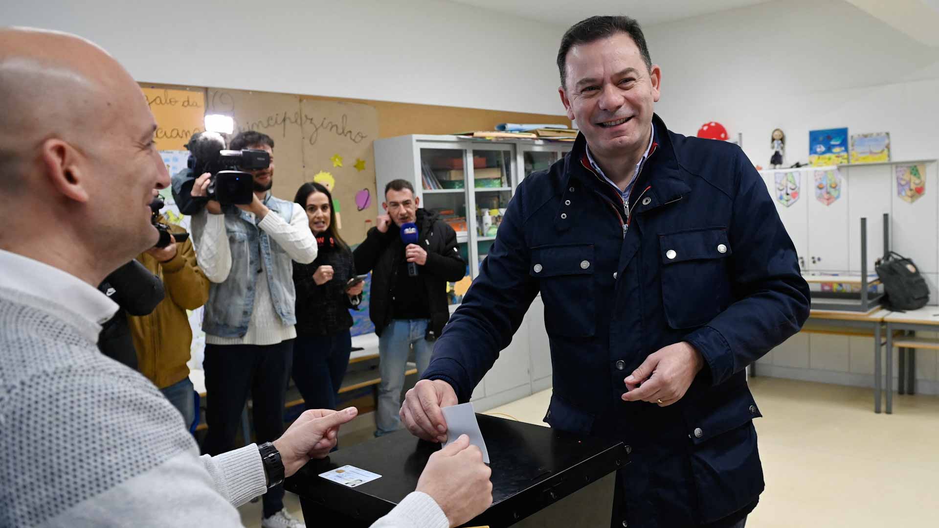 صورة بعنوان: PortugalPoliticsElectionVote_edited