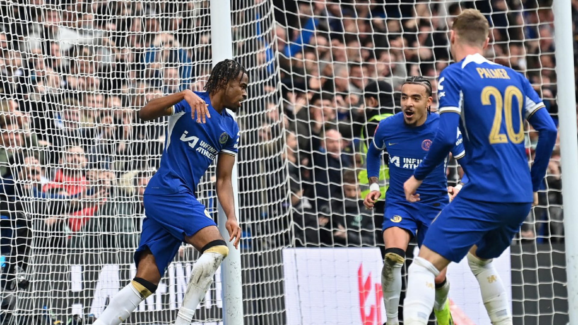 Image for the title: Chelsea survive Leicester scare to reach FA Cup semi-finals 