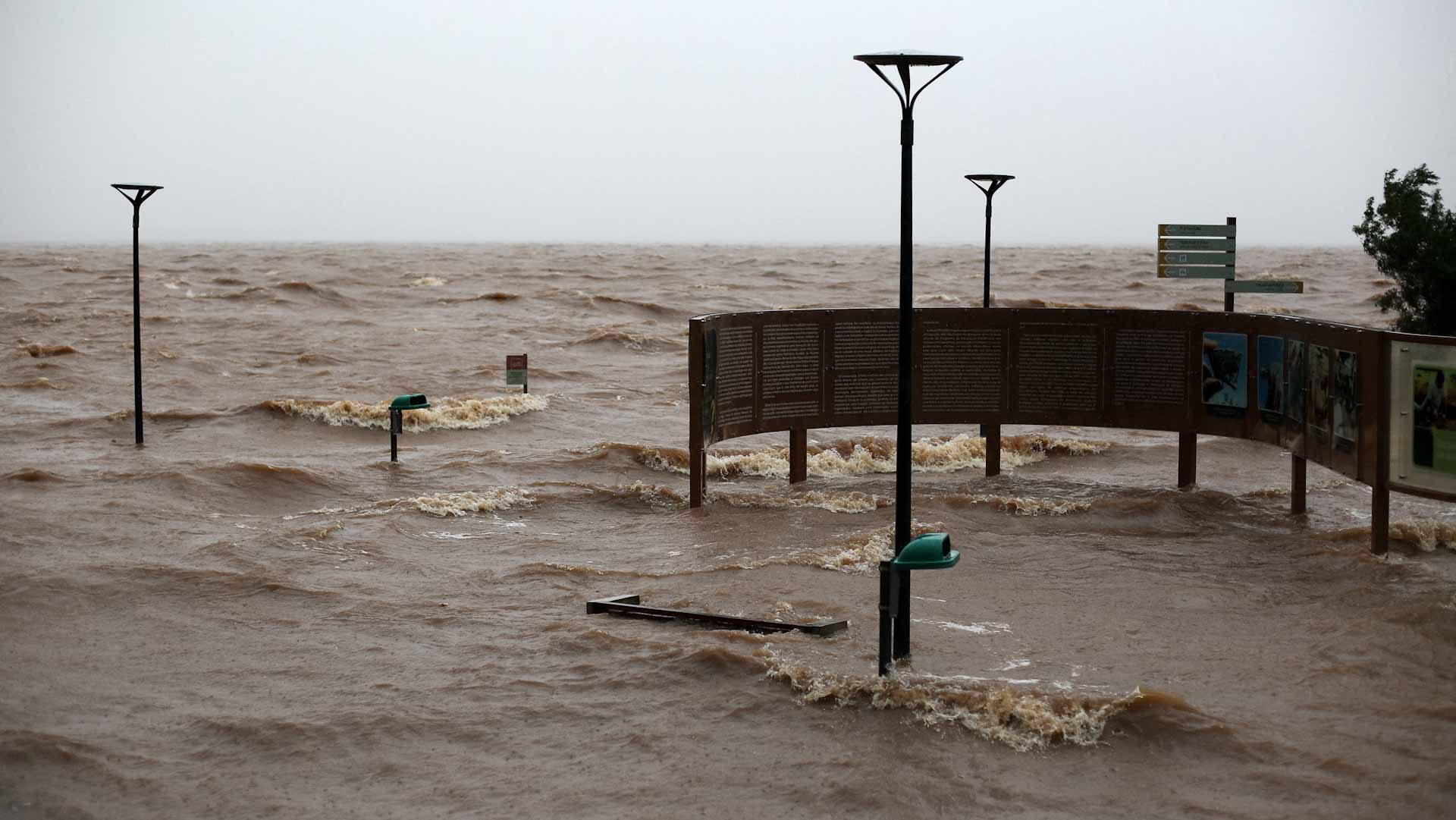 Image for the title: Brazil flooding death toll surpasses 100 