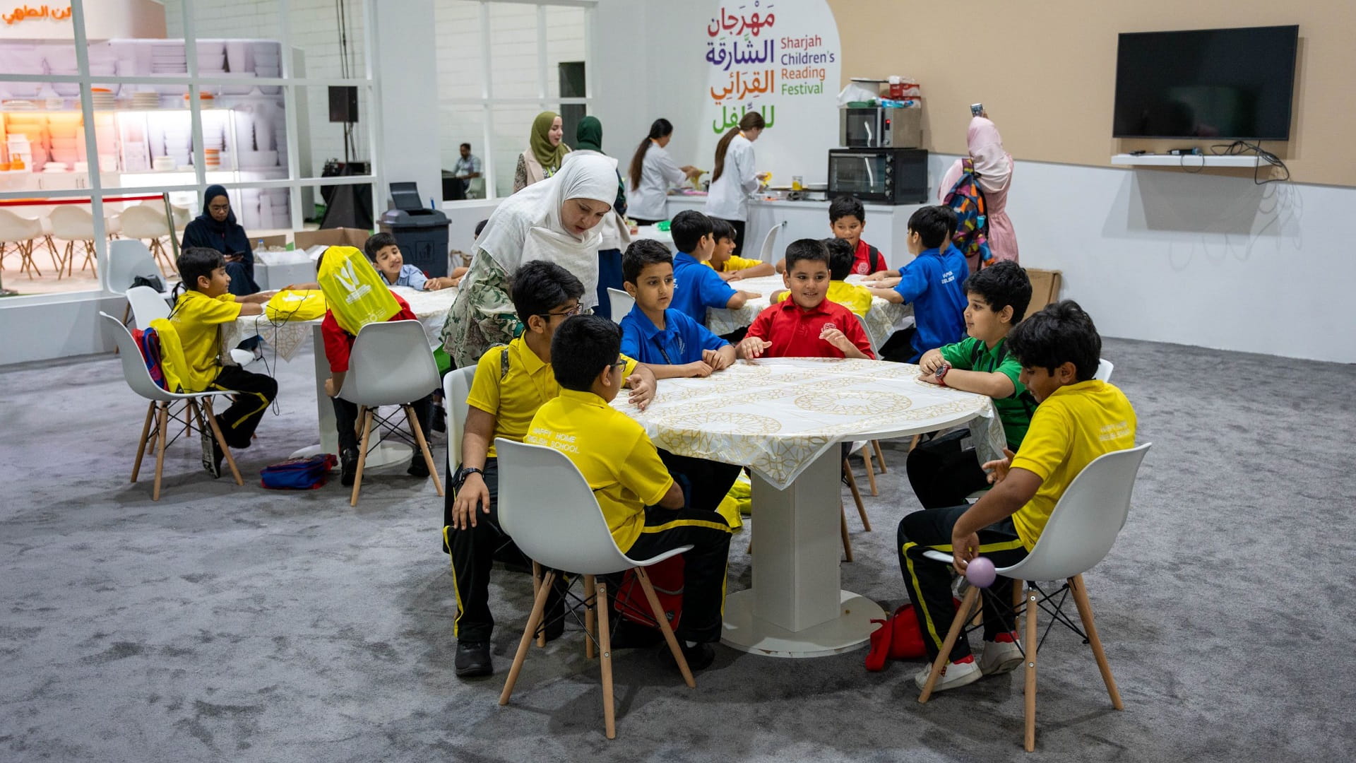 Image for the title: Delicious rainbow kebabs bring a splash of colour at SCRF 