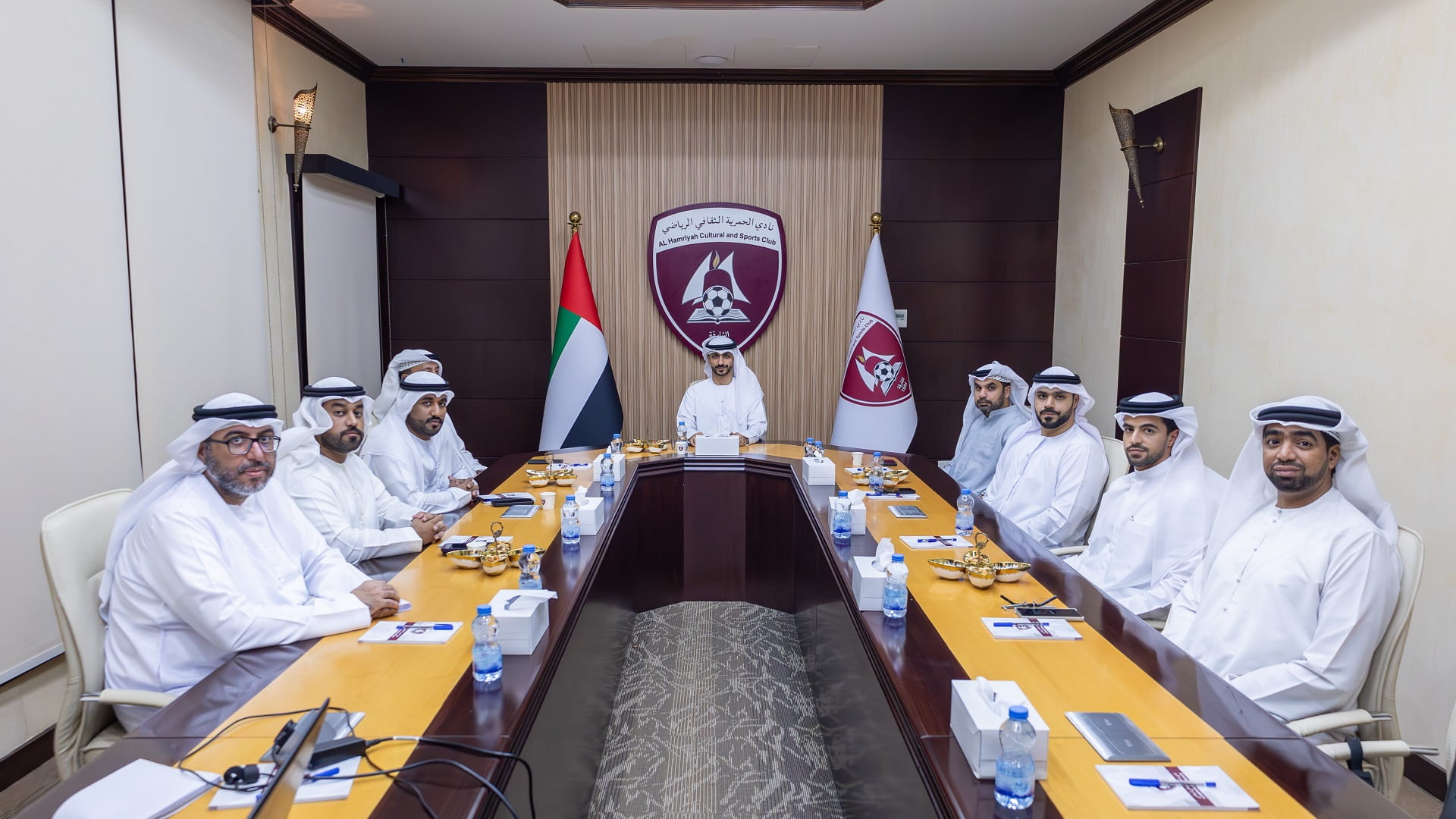 مجلس إدارة نادي الحمرية يستعرض فرص تحسين المؤشرات الاستراتيجية 
