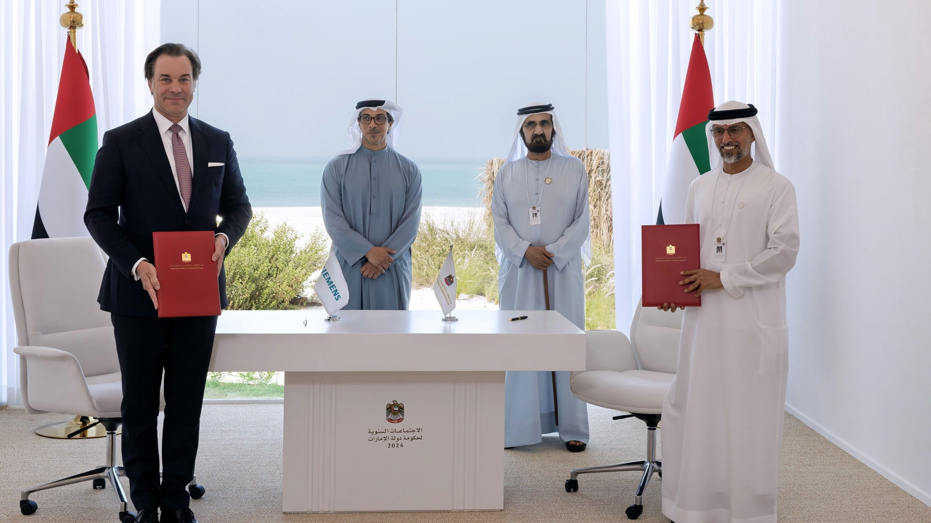 Mohammed bin Rashid, Mansour bin Zayed attend signing with Siemens 