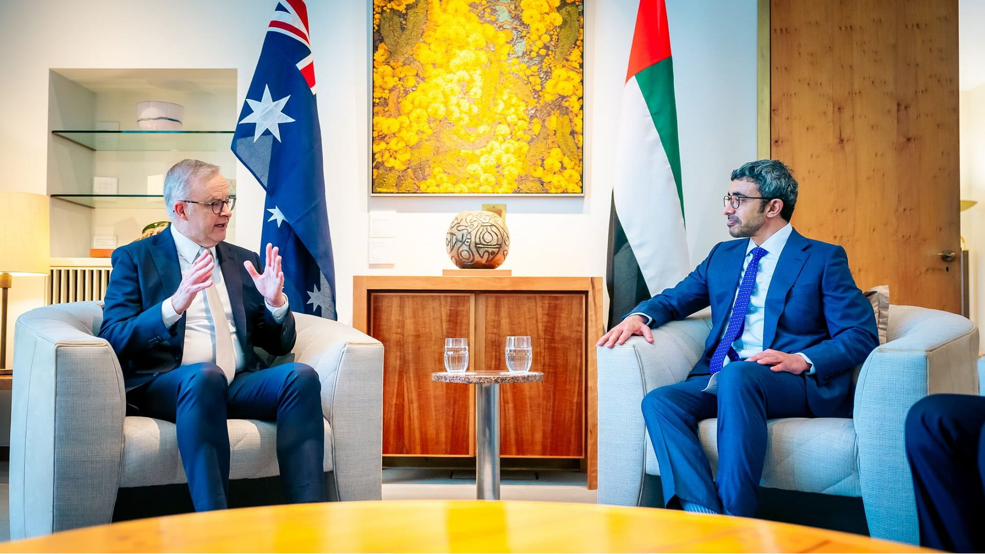 Abdullah bin Zayed, Australian PM discuss boosting cooperation 