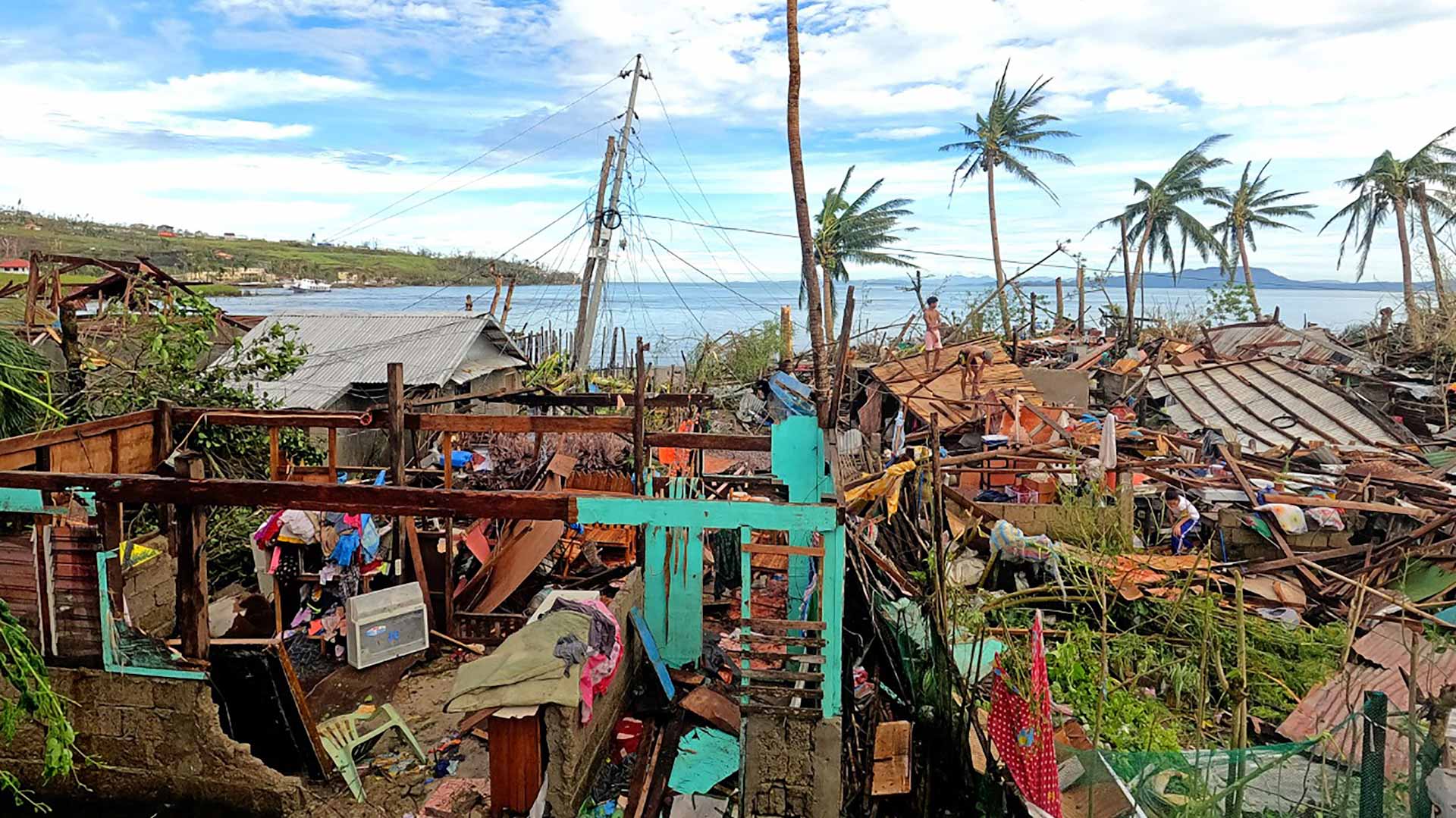 Image for the title: Philippines evacuates thousands ahead of Typhoon Yinxing 