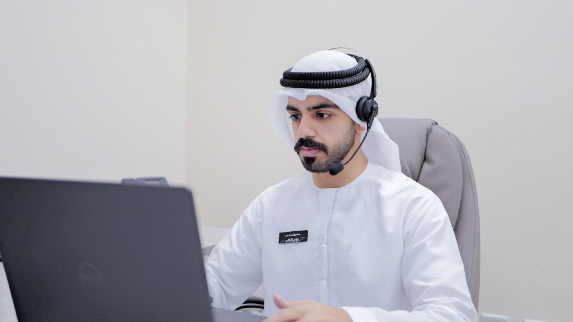 دائرة شؤون الضواحي بالشارقة تقدم الدعم لـ 155 حالة عزاء في 3 أشهر 