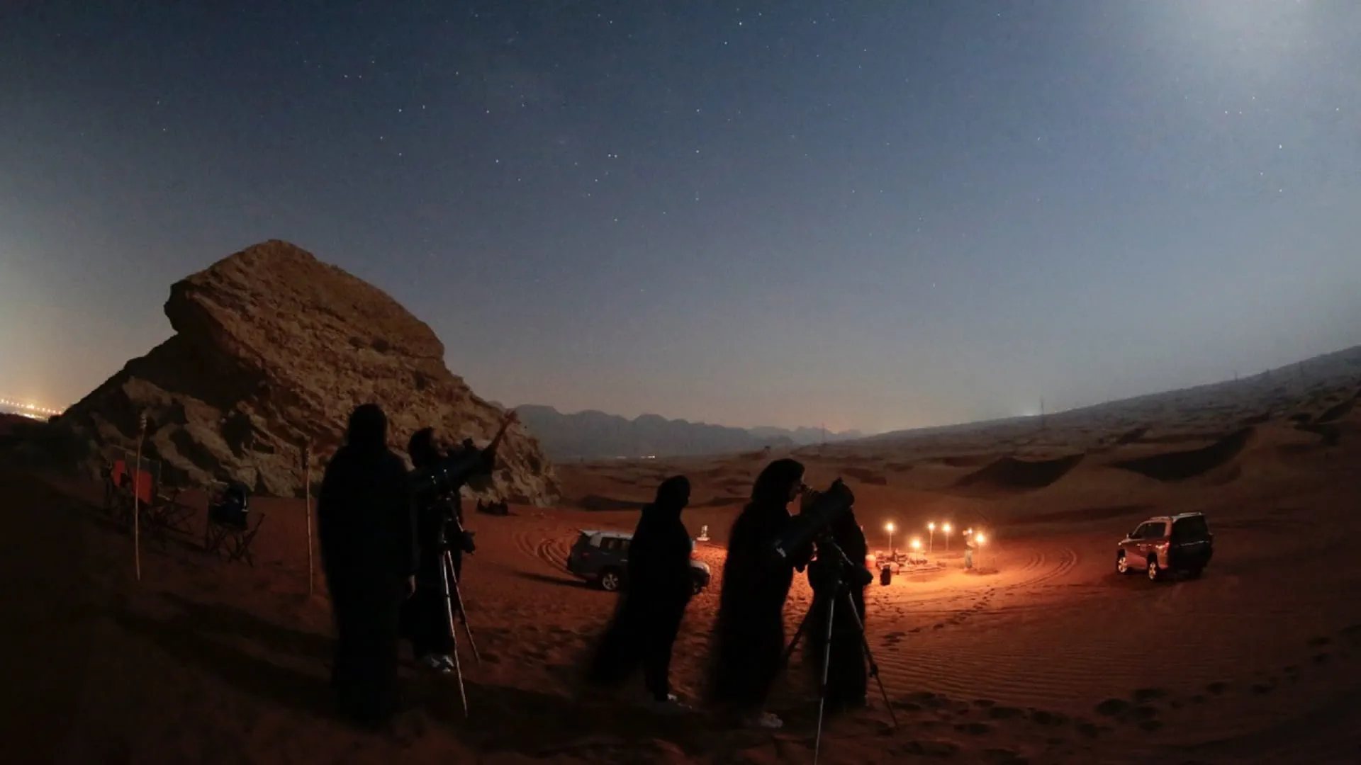 Image for the title: Tanweer Festival offers visitors enchanting on-site activities 