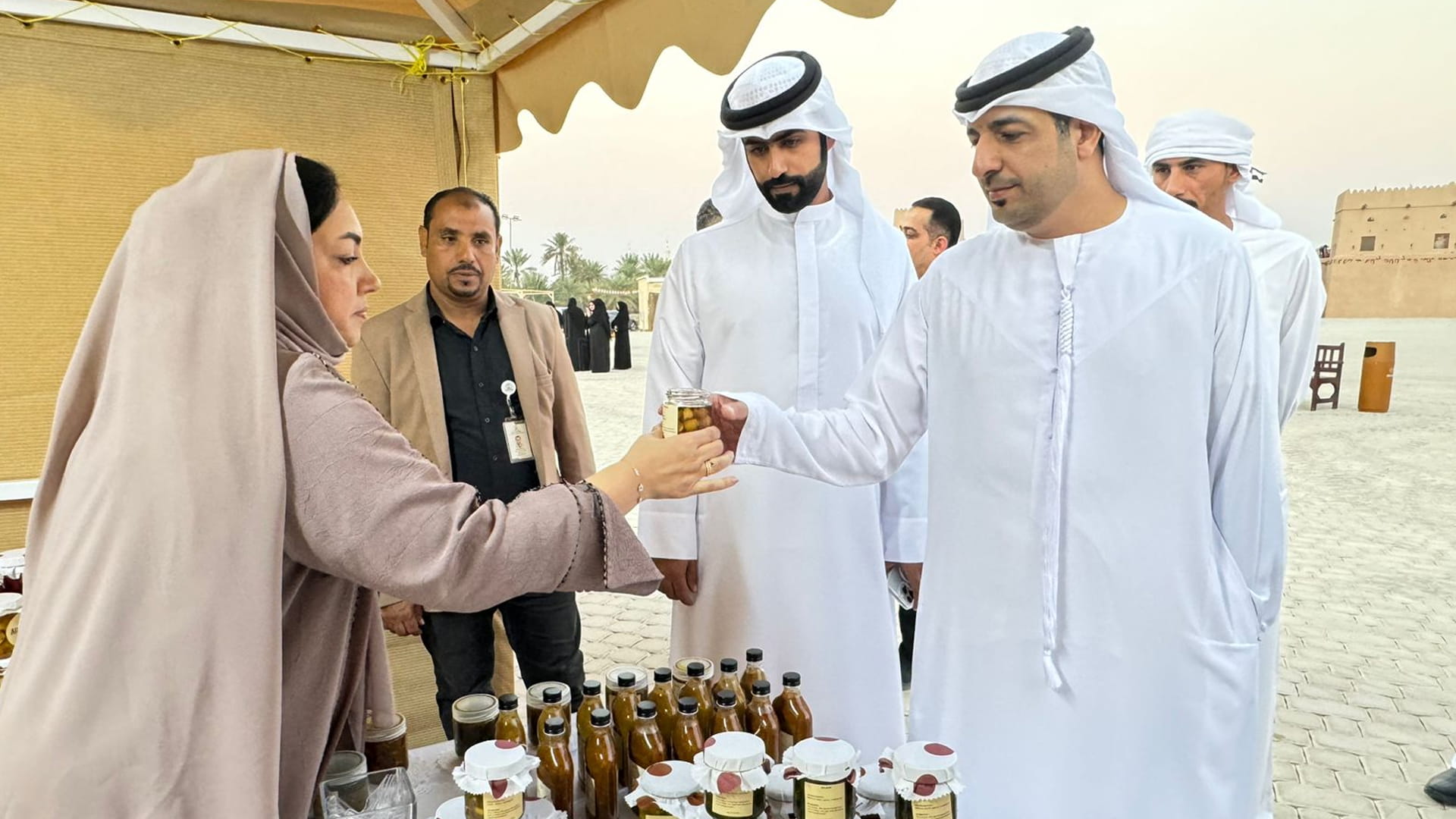 Al Dhaid Municipality opens Al Dhaid Bazaar's first edition 