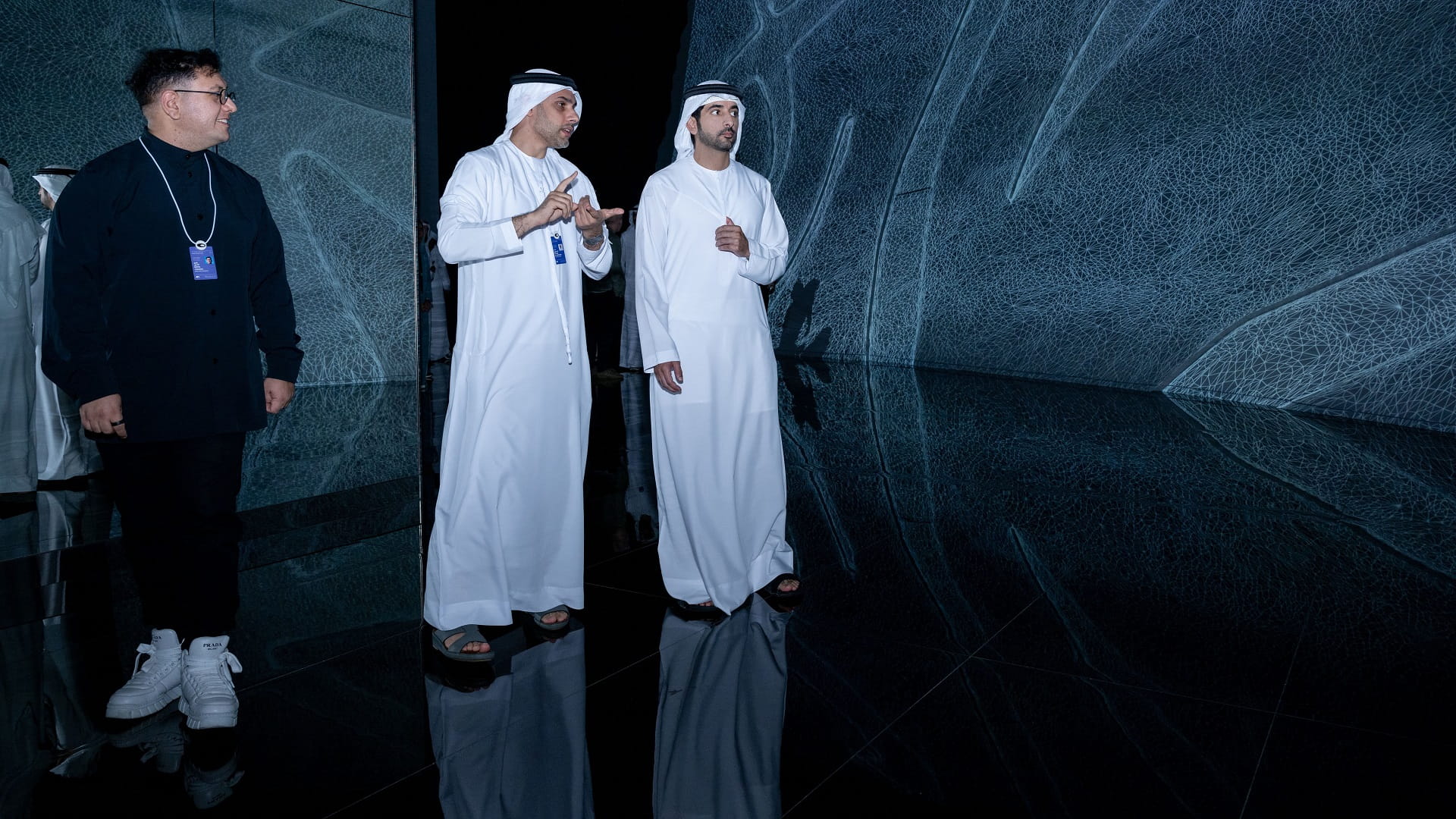 Hamdan bin Mohammed unveils ‘Earth Dreams’ Exhibition  