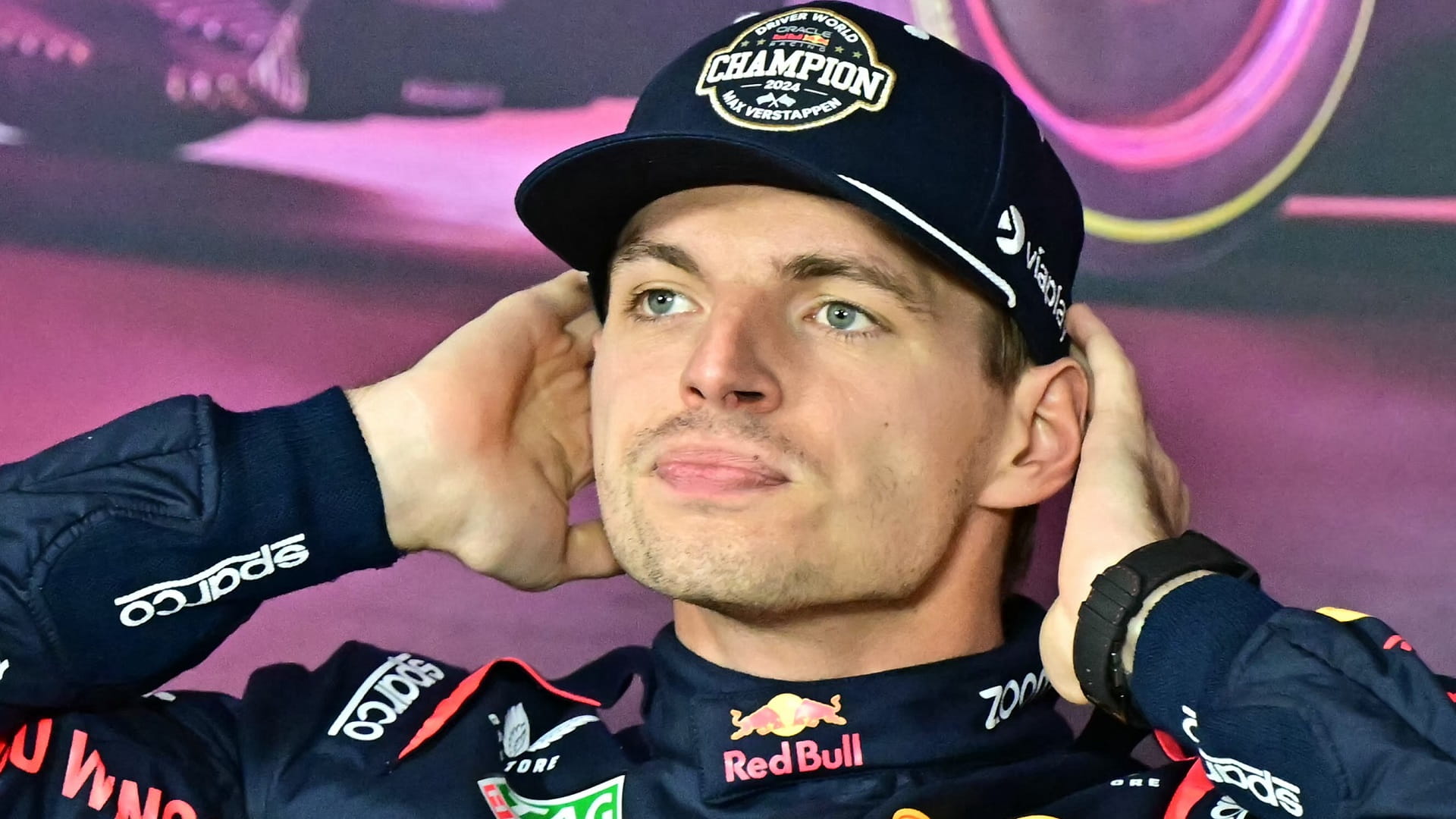 Verstappen wins fourth consecutive Formula One world title 