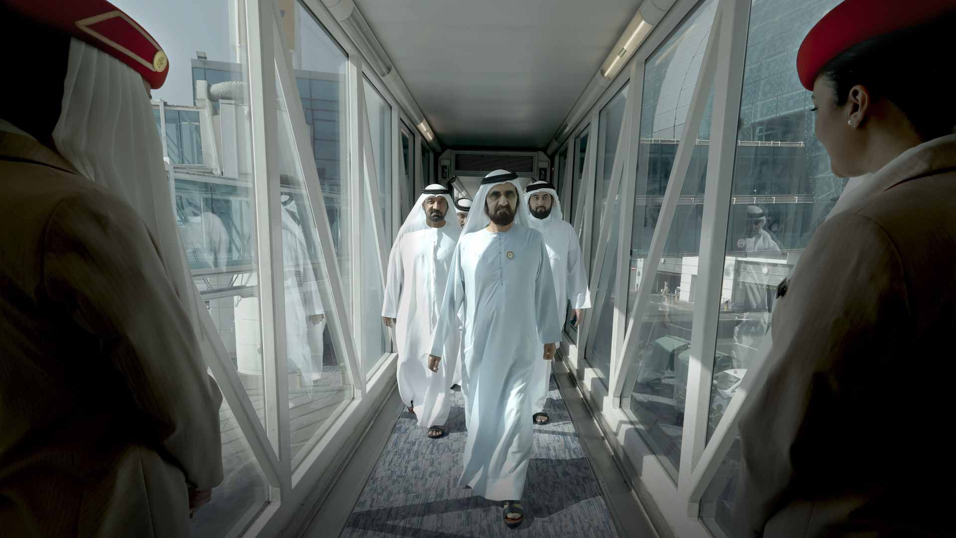 Image for the title: Mohammed bin Rashid reviews Emirates new A350 at Dubai Airport 