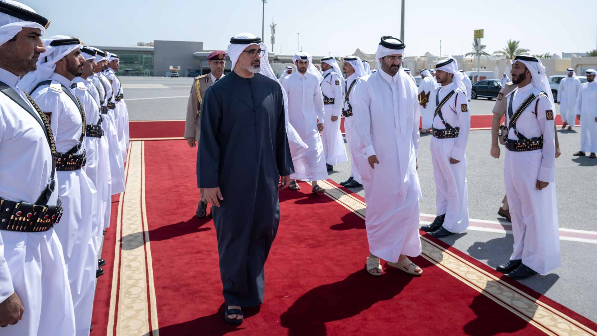 Image for the title: Crown Prince of Abu Dhabi concludes official visit to Qatar 