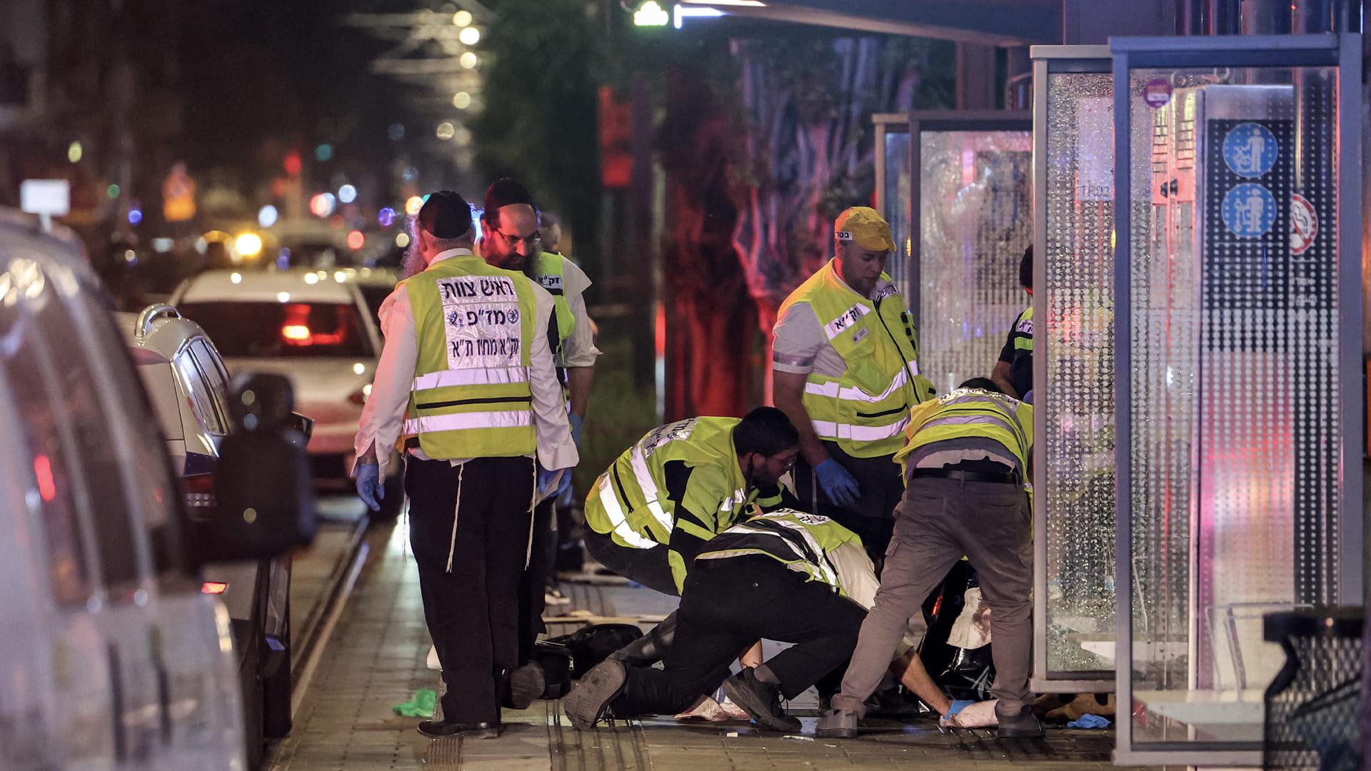 Israel police: Six dead in Tel Aviv gun, knife attack 