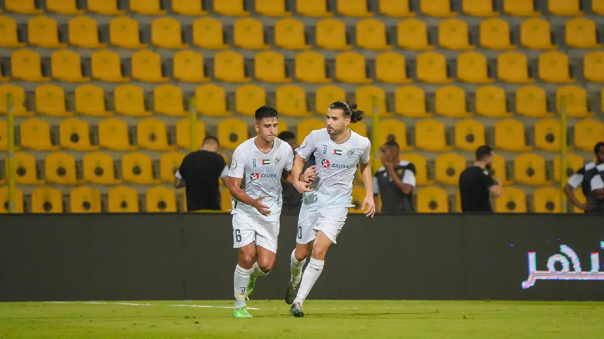 دوري أدنوك للمحترفين.. خورفكان يصنع الريمونتادا أمام الوصل 