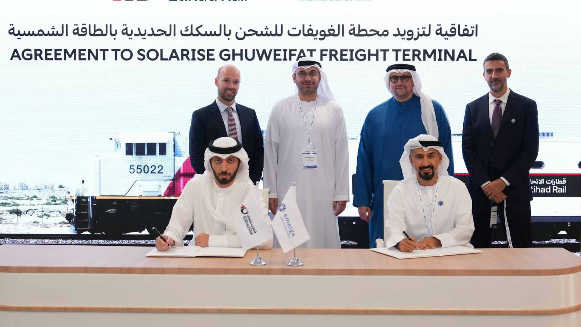 Etihad Rail, Emerge sign solar power deal at Global Rail 2024 