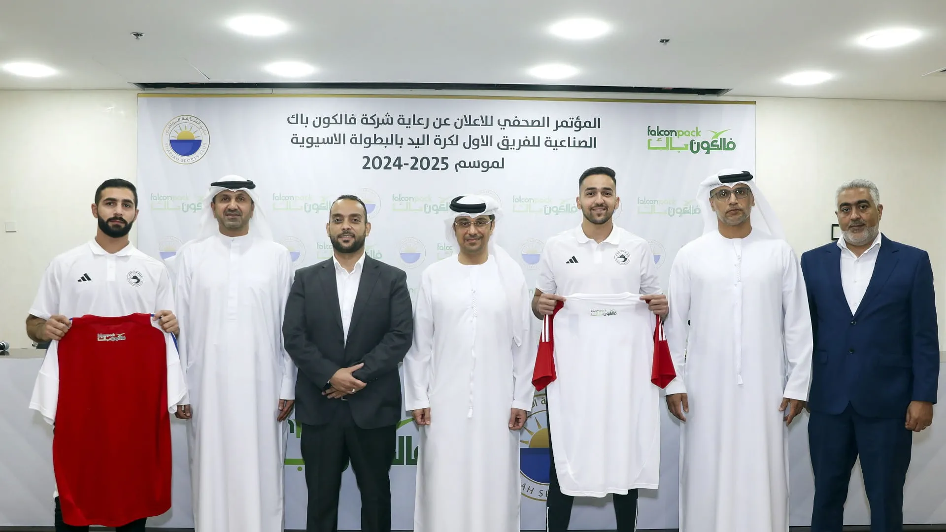 Image for the title: SSC, Falcon Pack sign sponsorship contract for men's handball team