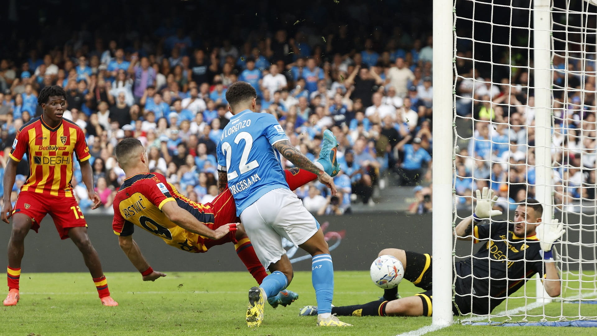 Image for the title: Di Lorenzo dominates as Napoli triumphs against Lecce 
