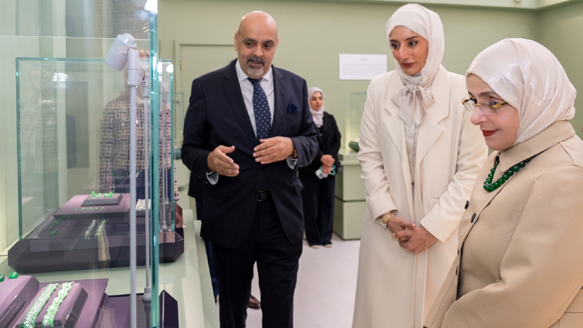 جواهر القاسمي تدعو إلى جعل العمل الإنساني جزءاً راسخاً في كل نشاط