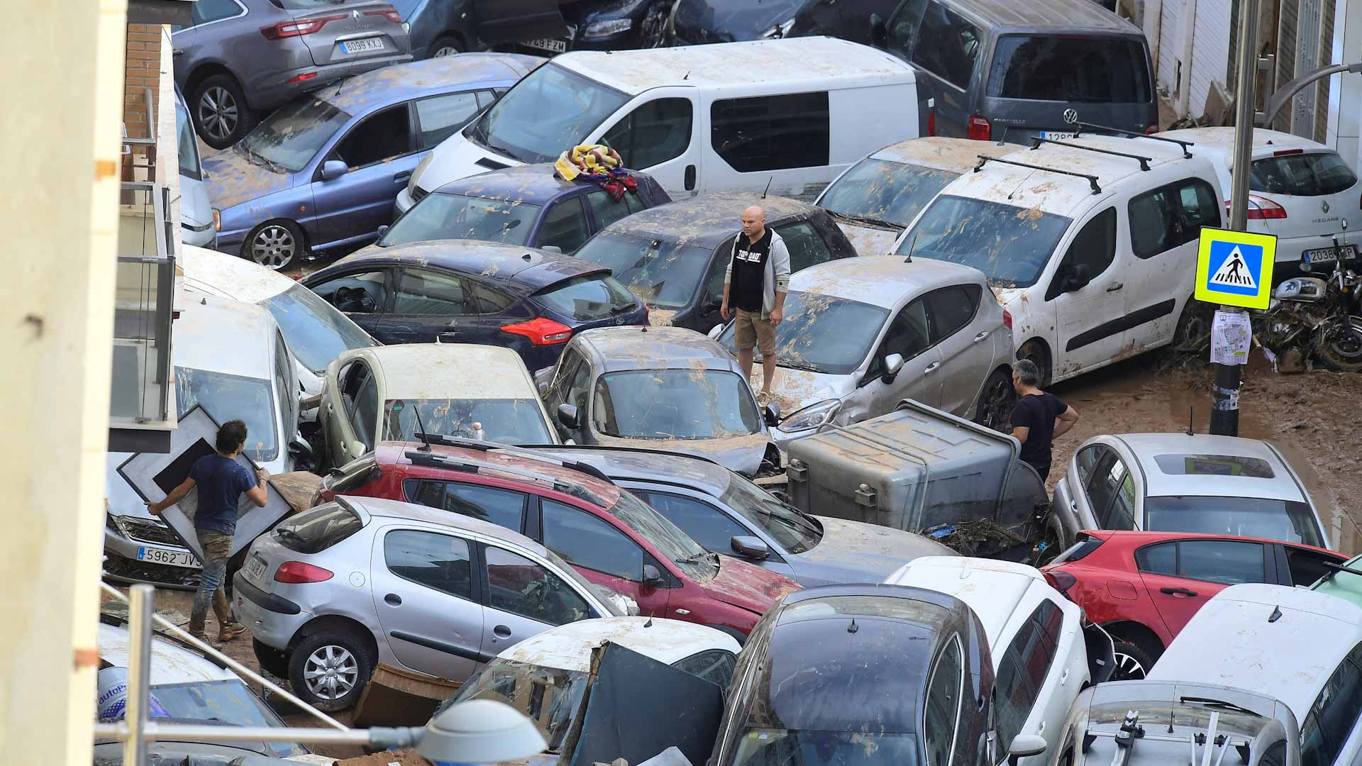 في مأساة كارثية.. 95 قتيلاً في حصيلة جديدة لفيضانات إسبانيا