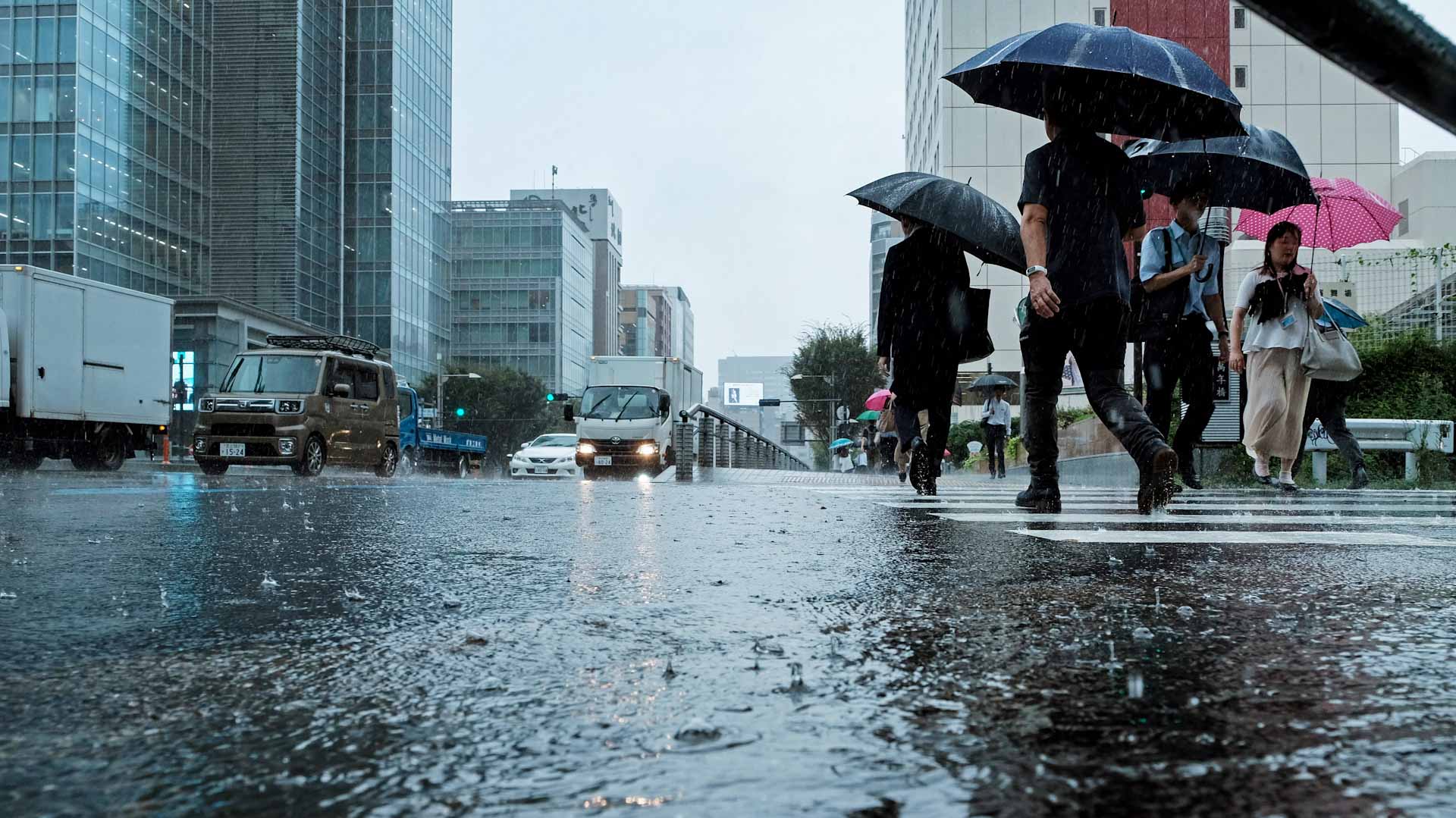 Image for the title: Typhoon Bebinca approaches southwestern Japan islands 