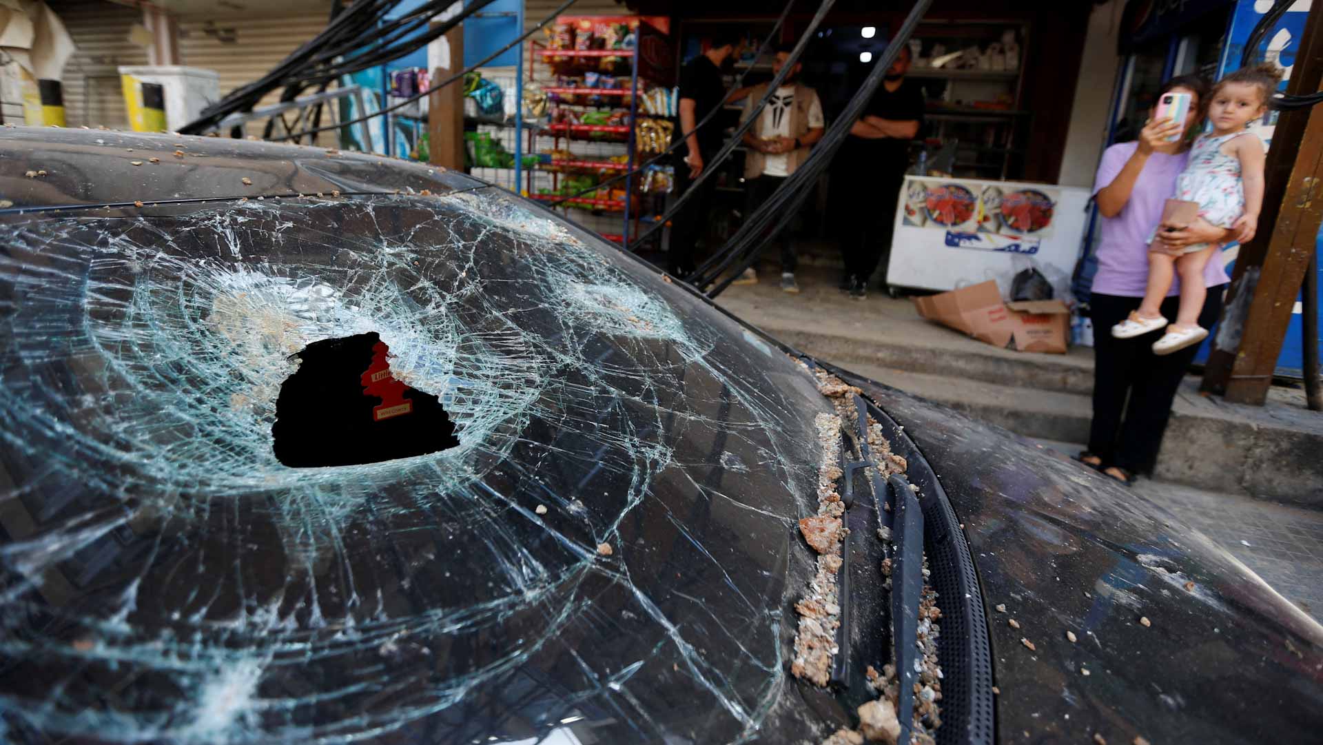 Hezbollah, Israel exchange heavy fire after deadly Israeli strike 