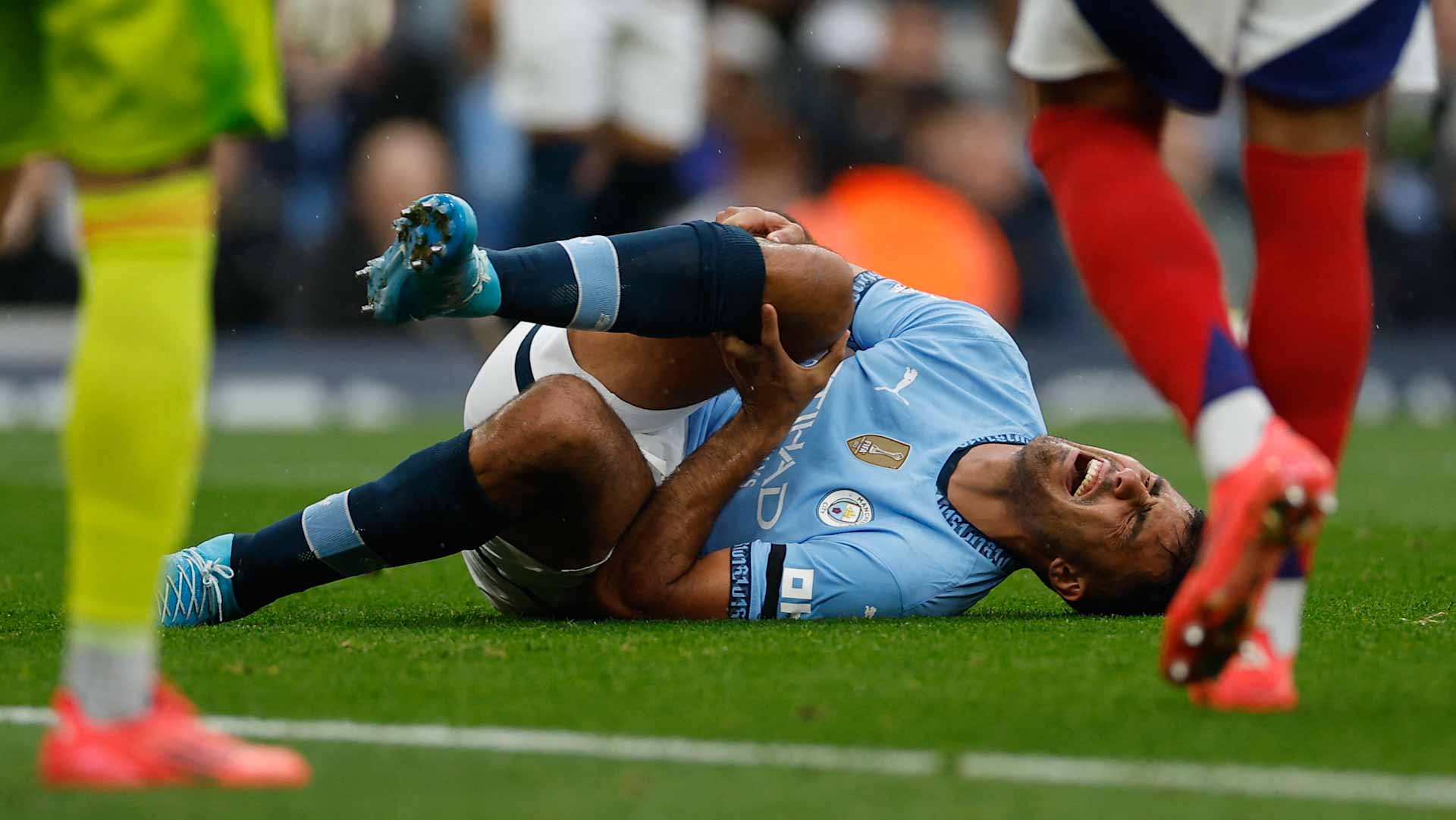 Manchester City Star Rodri Suffers Knee Ligament Injury: Latest Updates and Recovery Timeline