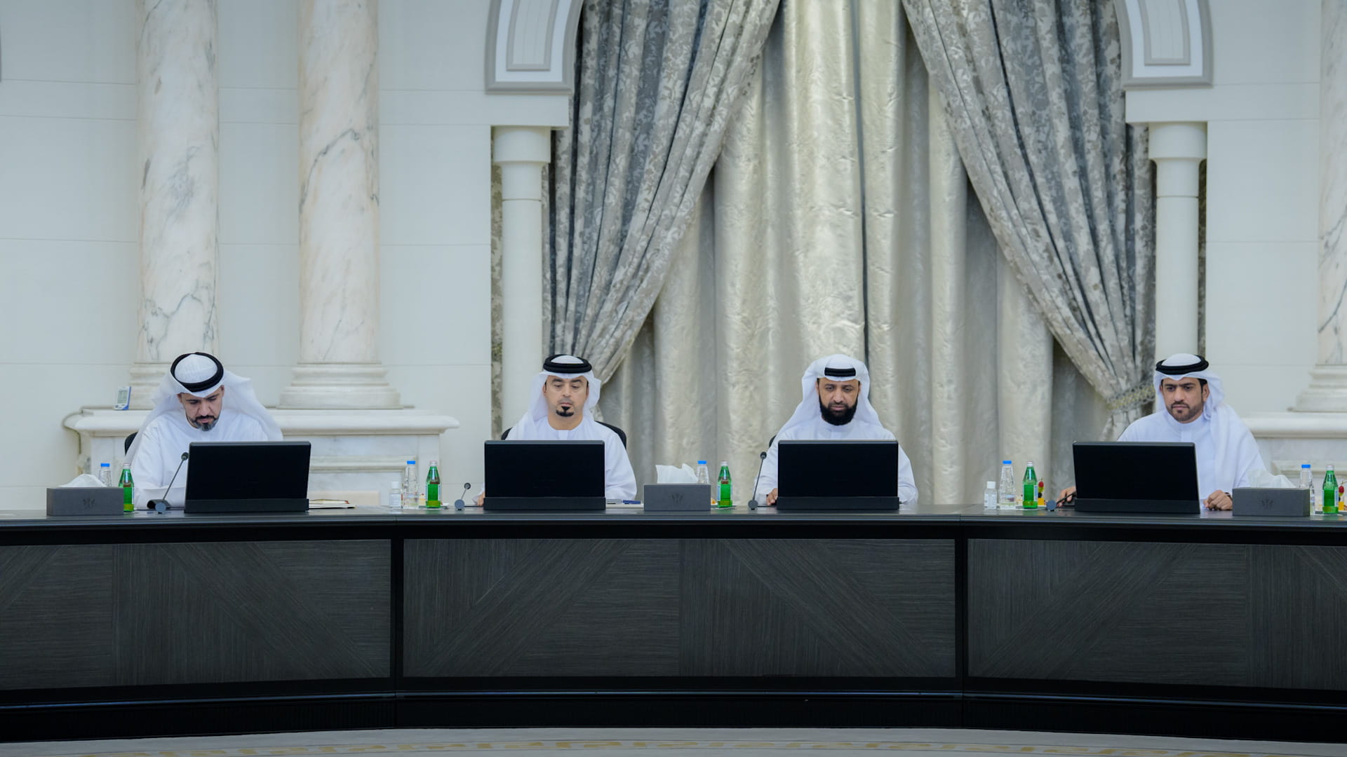 "تنفيذي الشارقة" يطلع على النتائج النوعية للدورة الـ10 من "إيكرس"