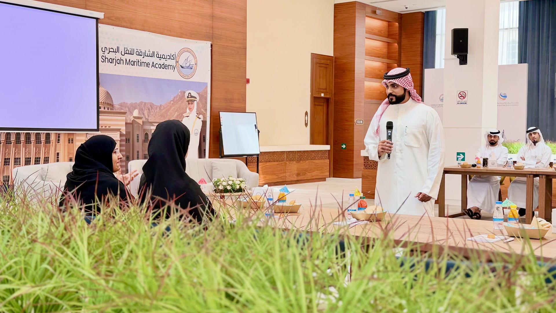 "اجتماعية خورفكان" ترفع الوعي المجتمعي عبر ورشة صيفية توعوية 