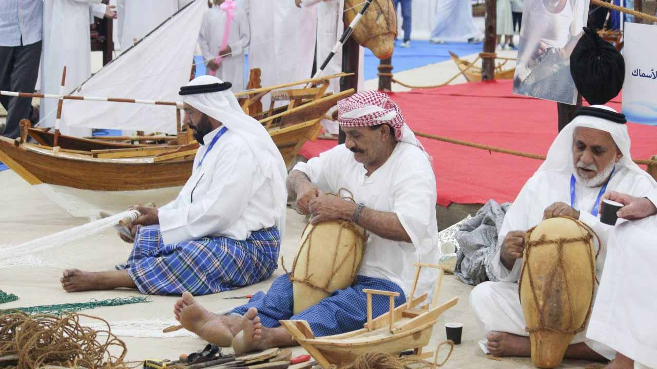غرفة الشارقة وبلدية دبا الحصن تستعدان لتنظيم مهرجان "المالح والصيد البحري"  