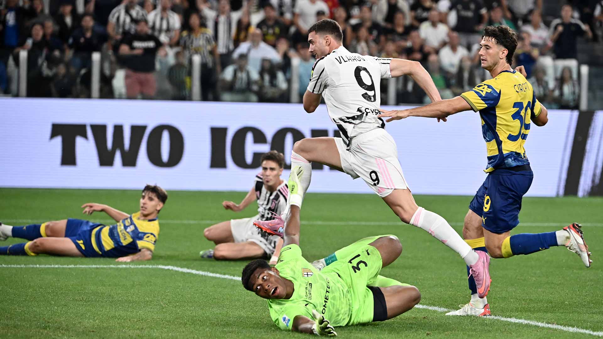 يوفنتوس يستهل مشواره في الدوري الإيطالي بالفوز على بارما  
