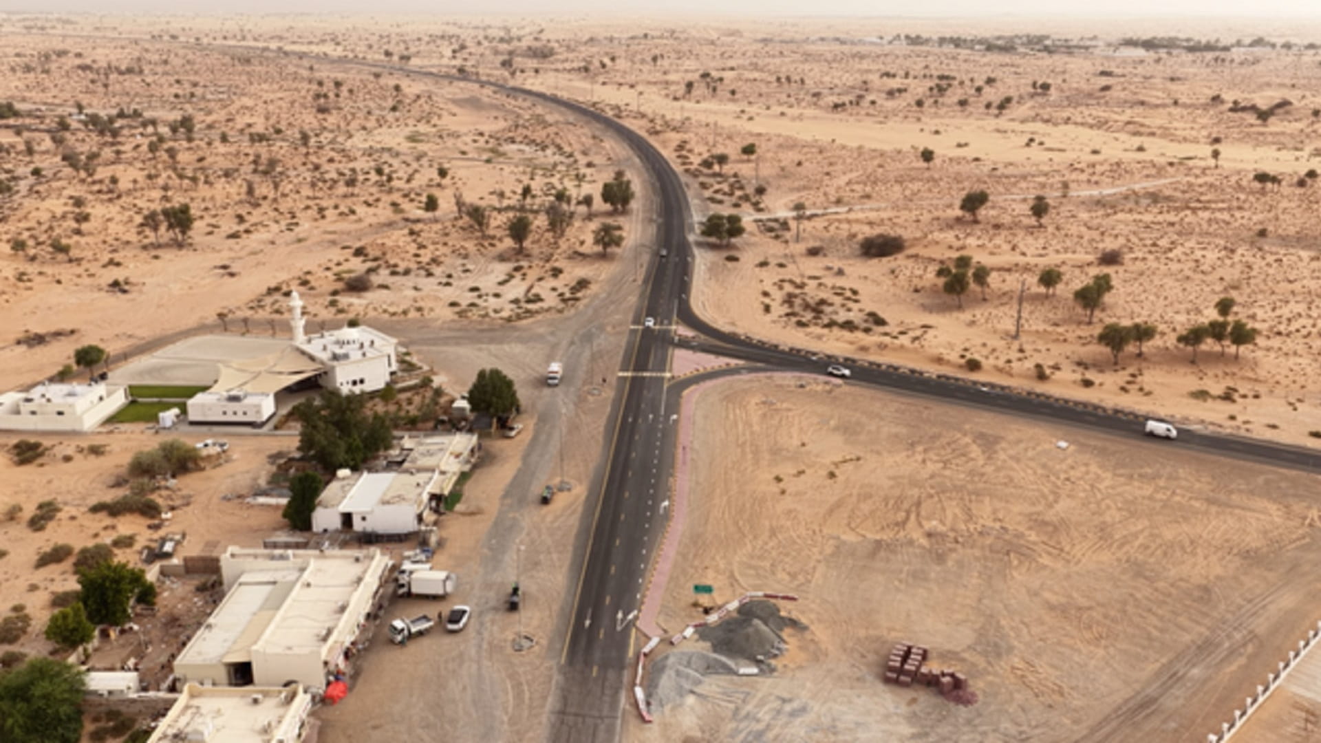 17km Route in Al Rafiaa Undergoes Upgrades 17km Route in Al Rafiaa Undergoes Upgrades